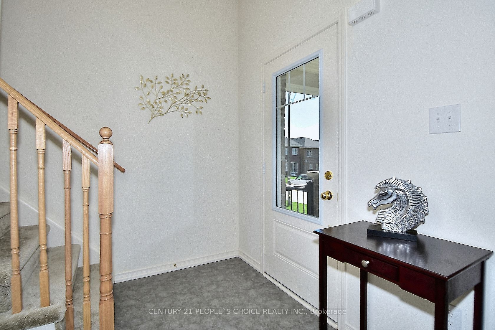 13 Devineridge Ave