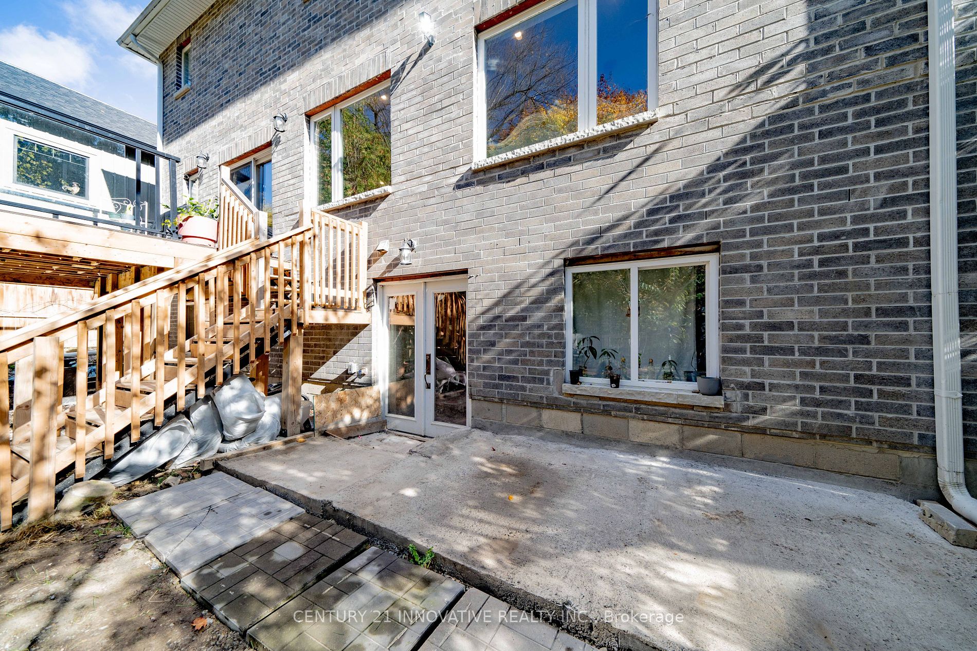 24 Cedarview Drive