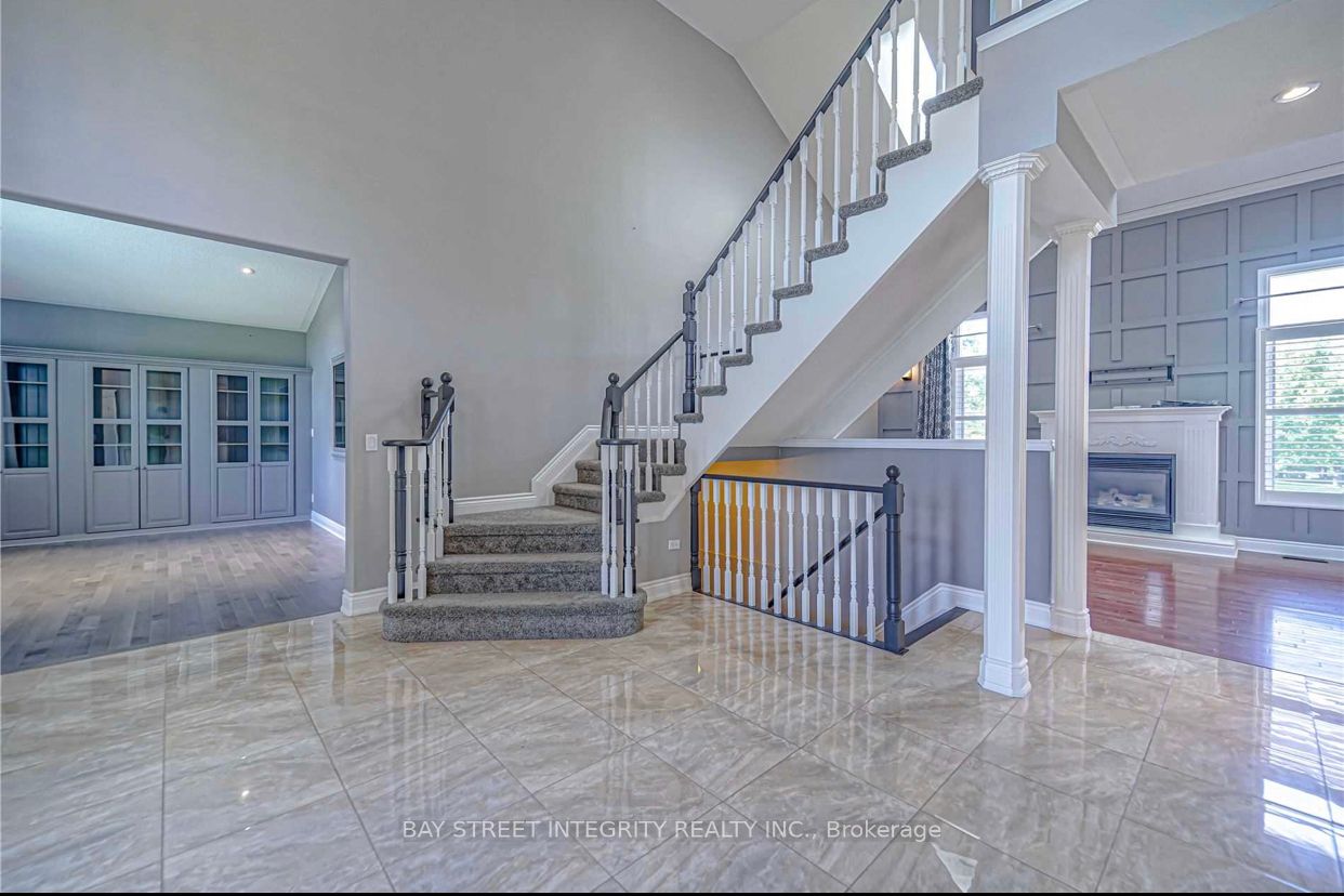99 Hurd St