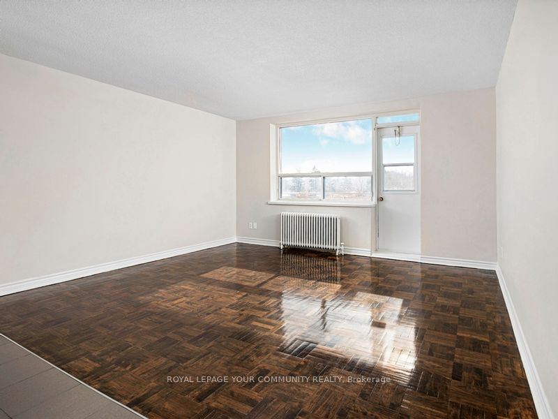 3111 Eglinton Avenue E, #102
