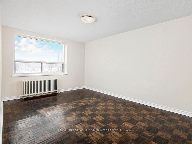 3111 Eglinton Avenue E, #102