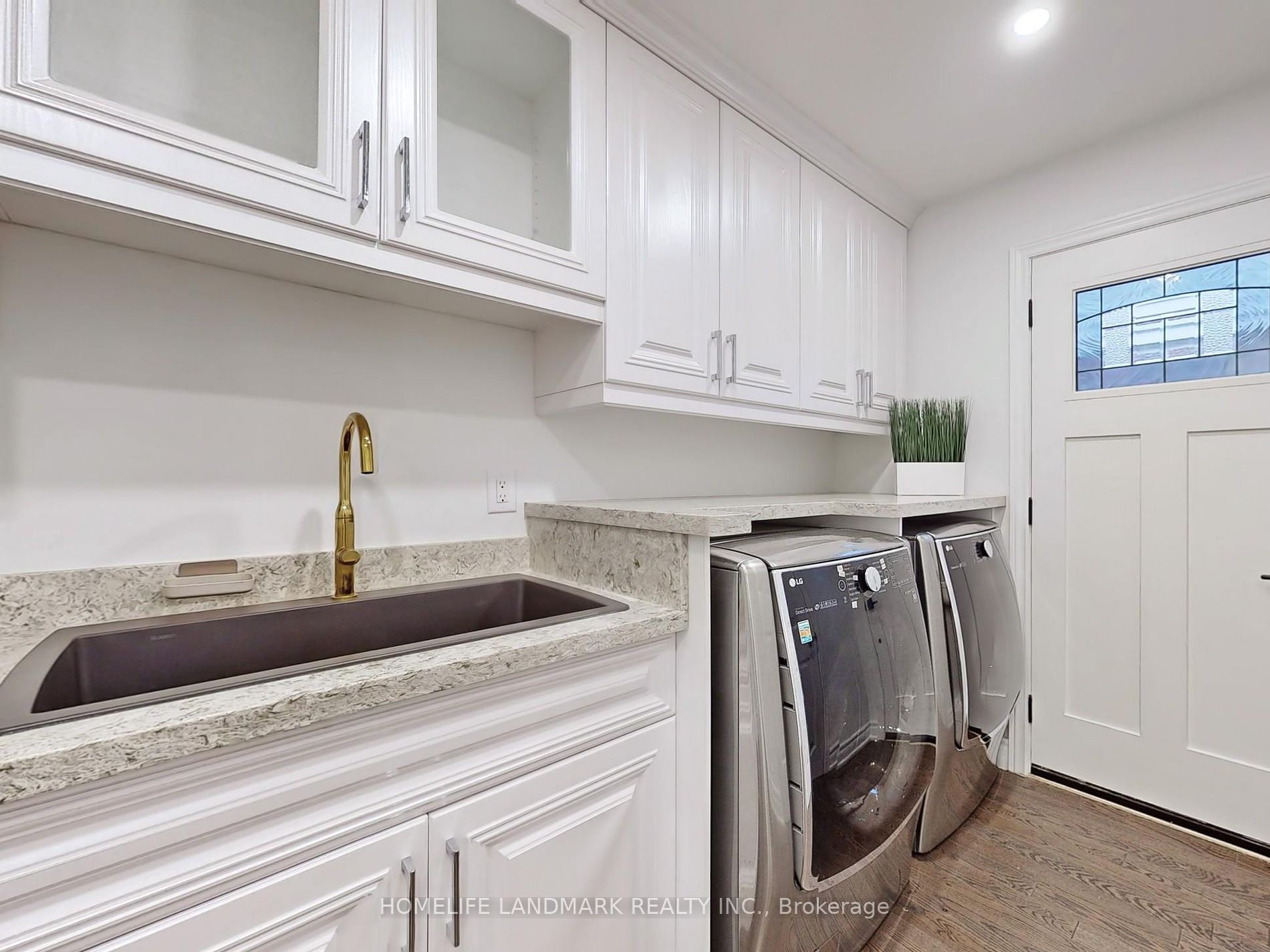 119 Chapel Park Sq