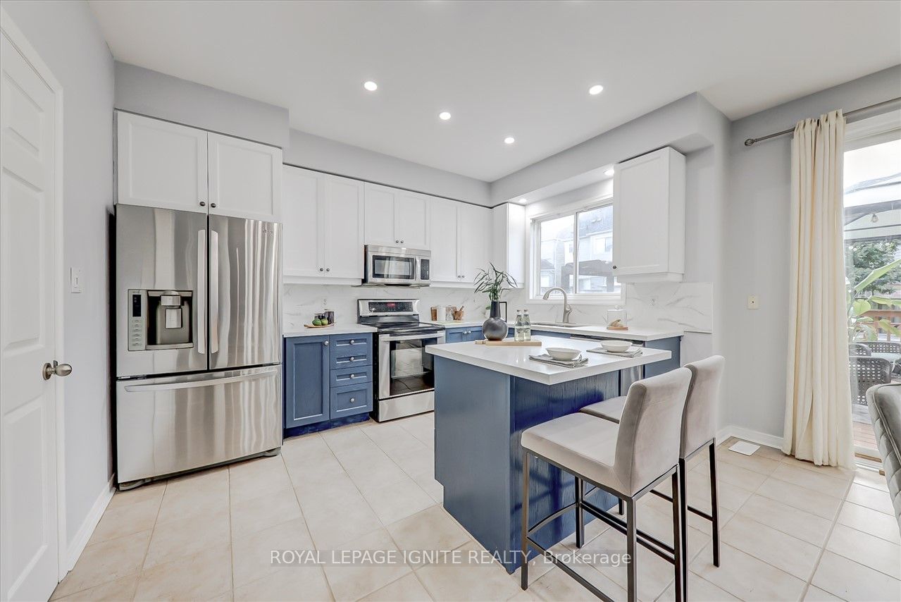 11 Barnfield Cres