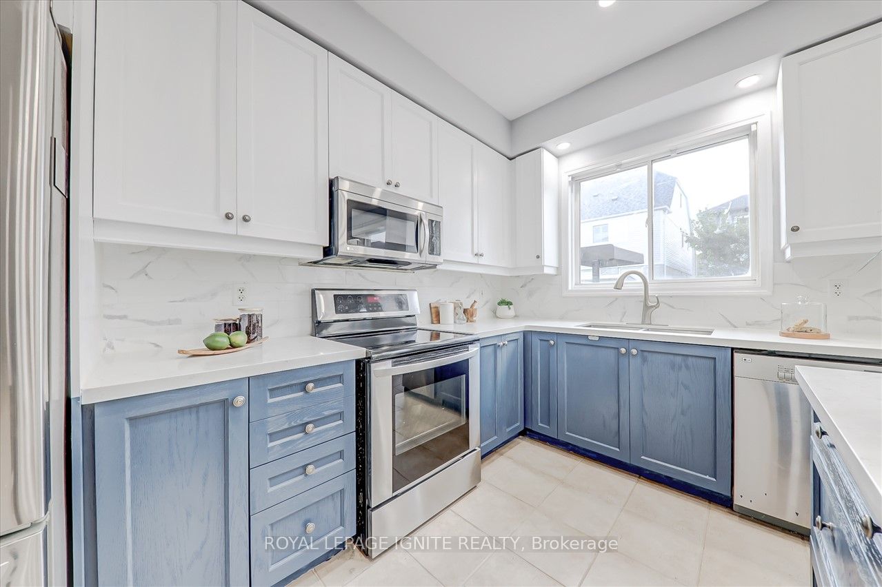 11 Barnfield Cres