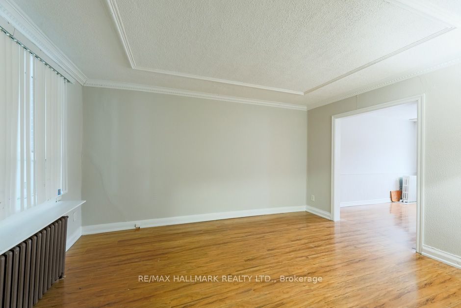 353 Victoria Park Avenue