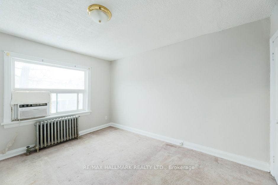 353 Victoria Park Avenue