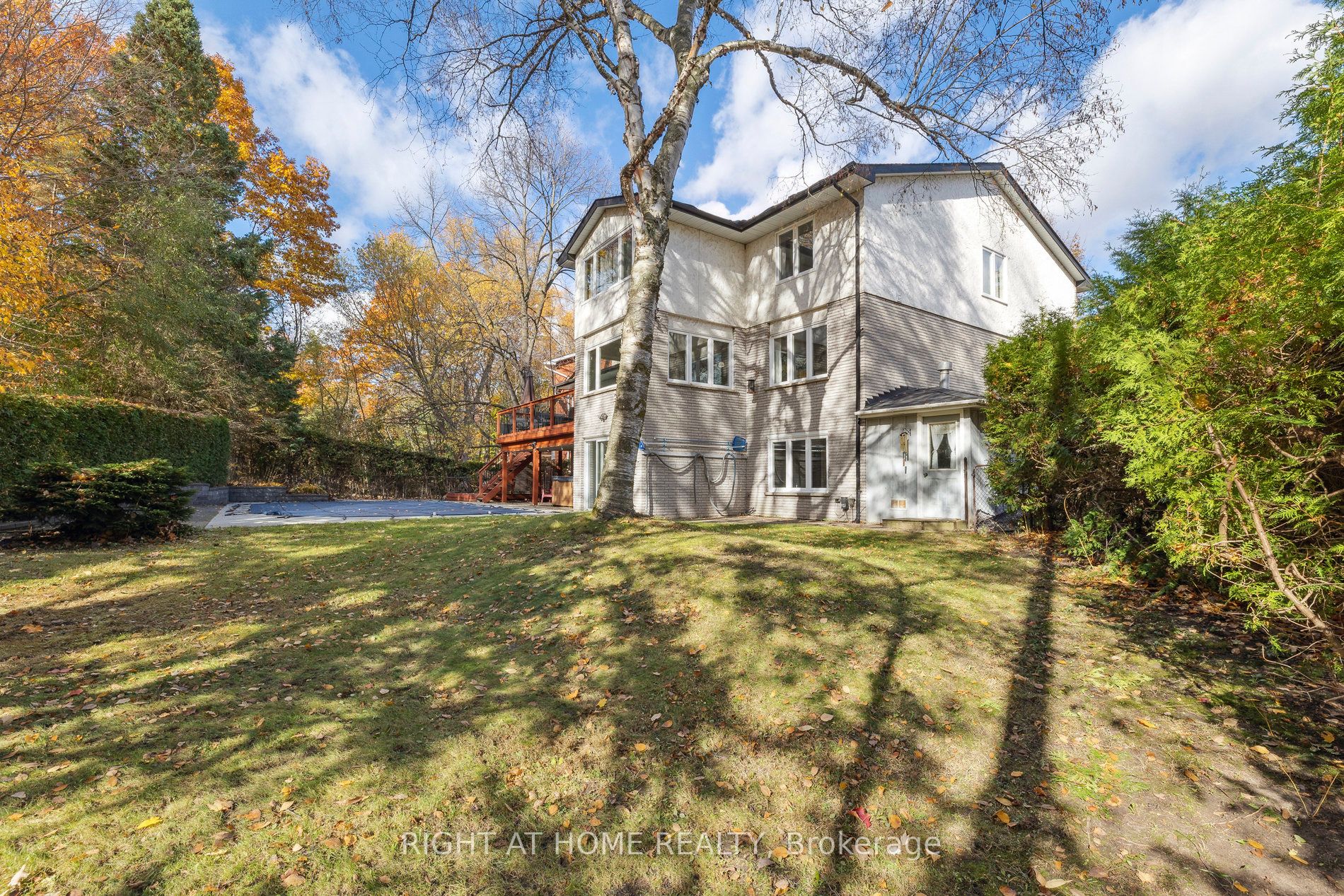500 Old Brampton Court