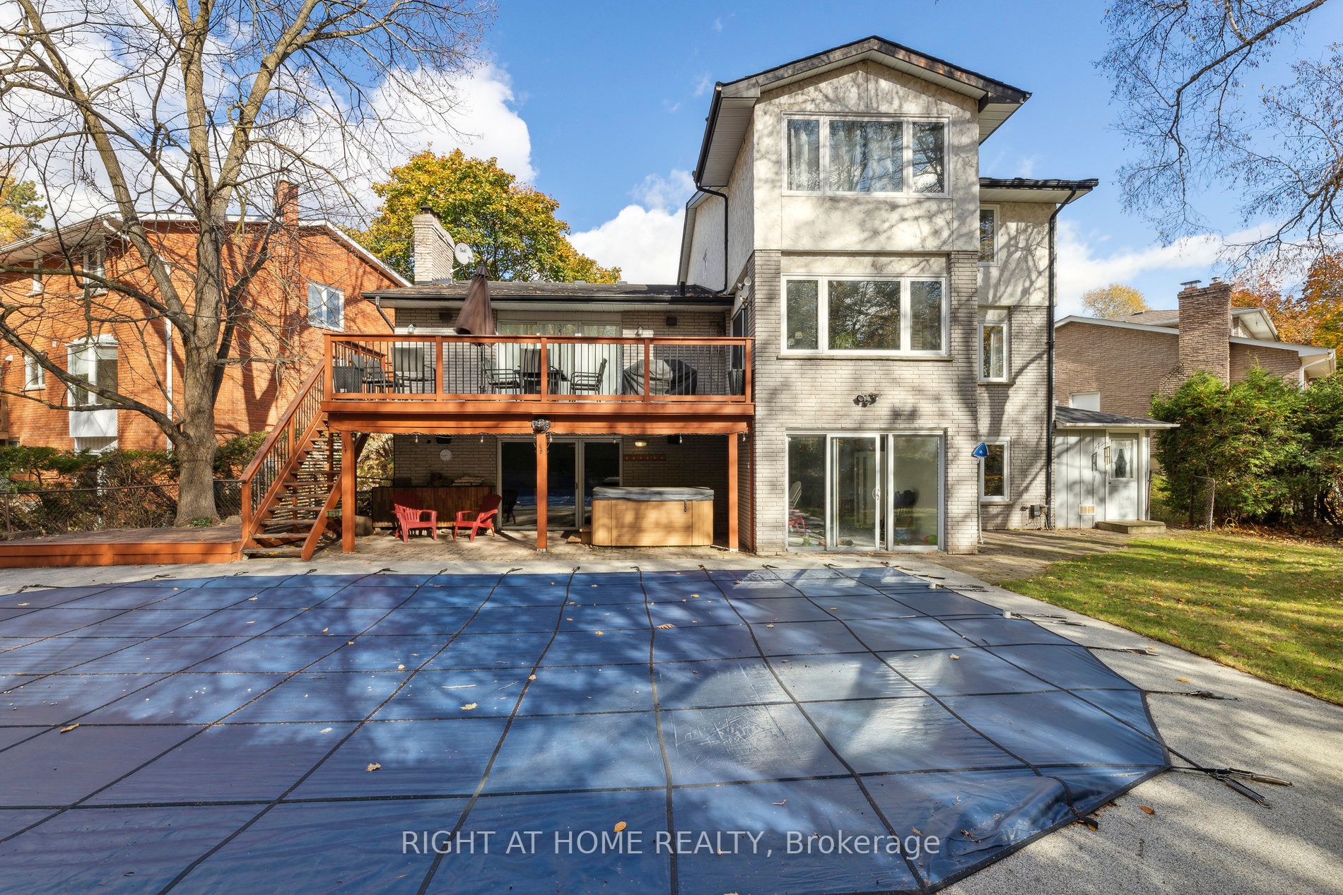 500 Old Brampton Court