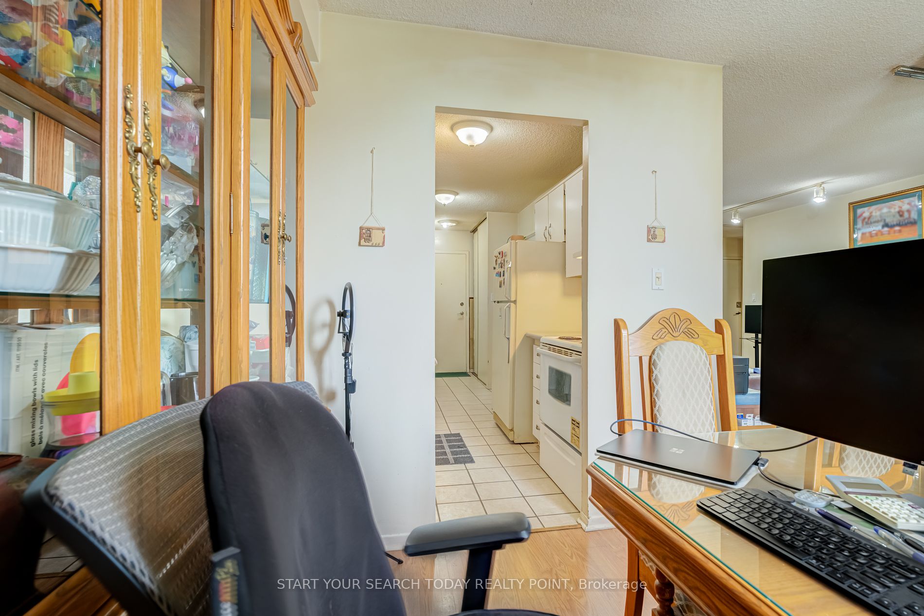 90 Ling Rd, #607