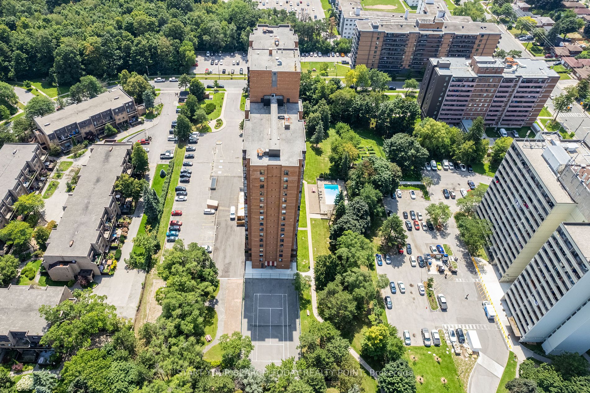 90 Ling Rd, #607