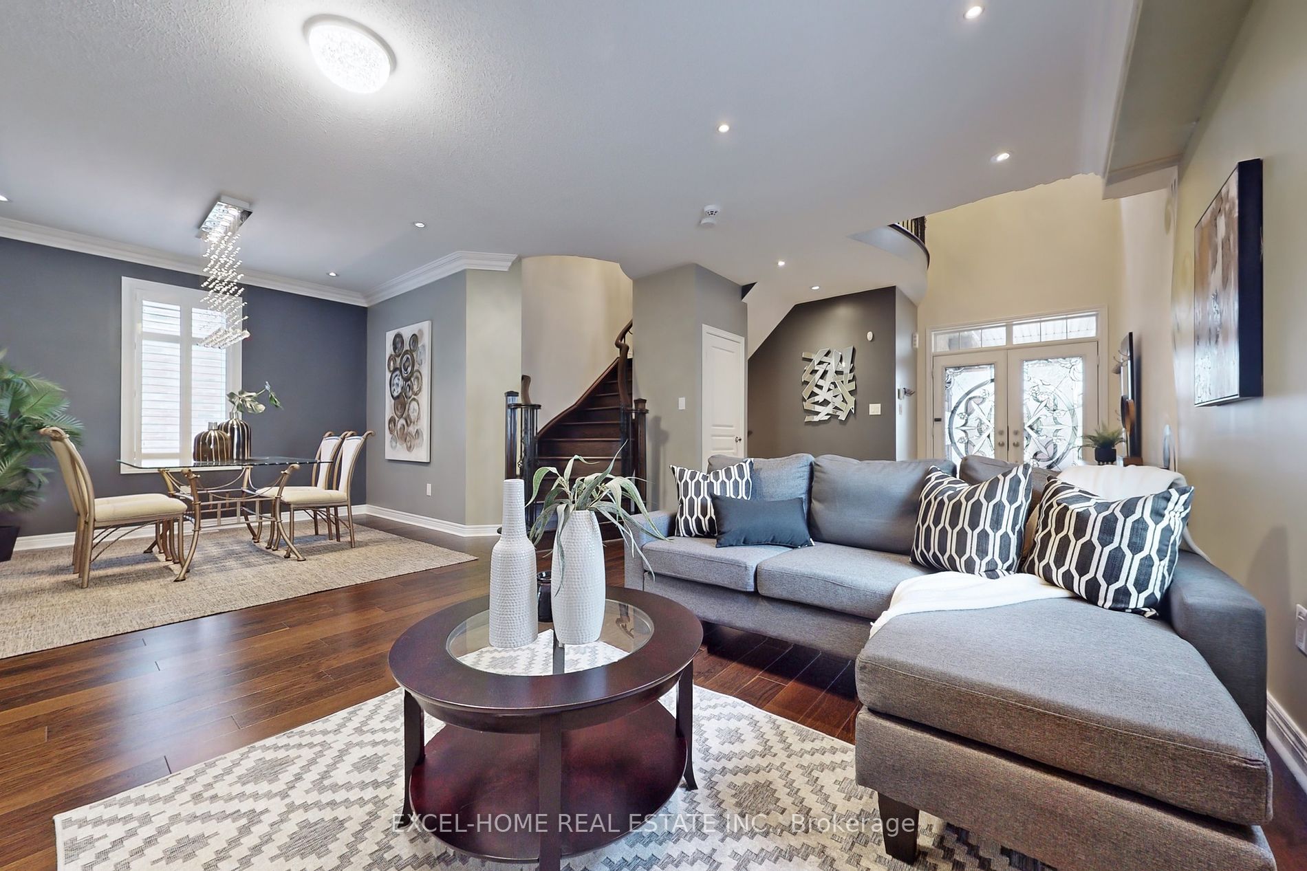 31 Snowy Owl Way