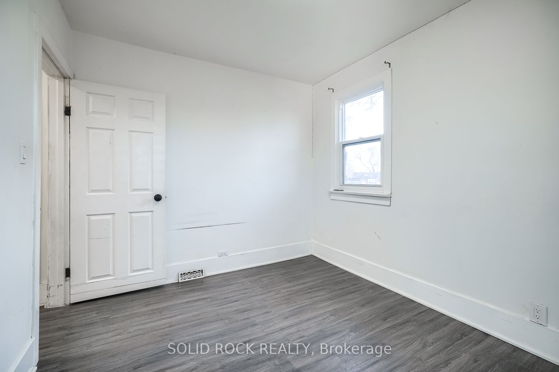 66 Thomas St