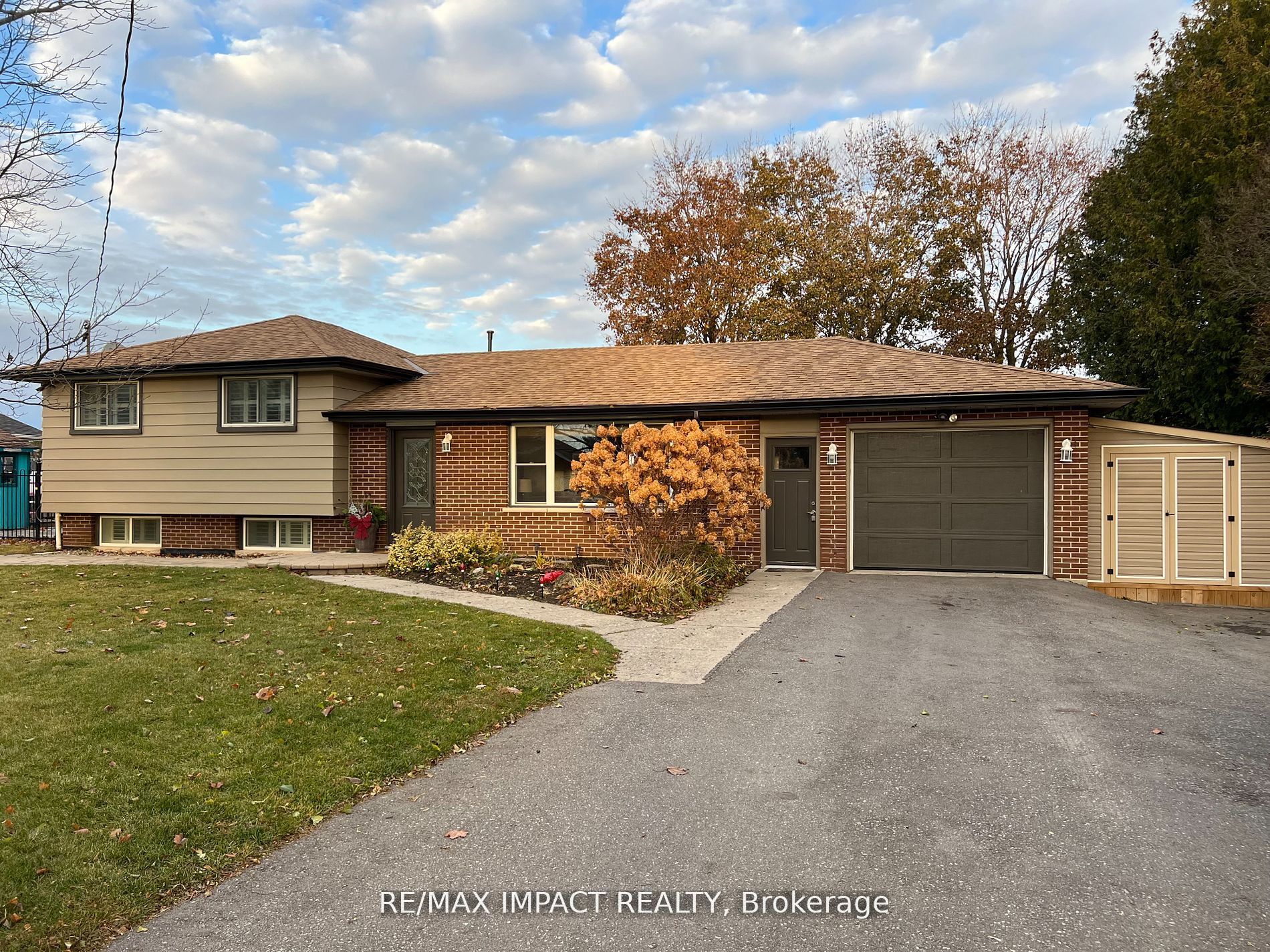 6101 Leskard Rd