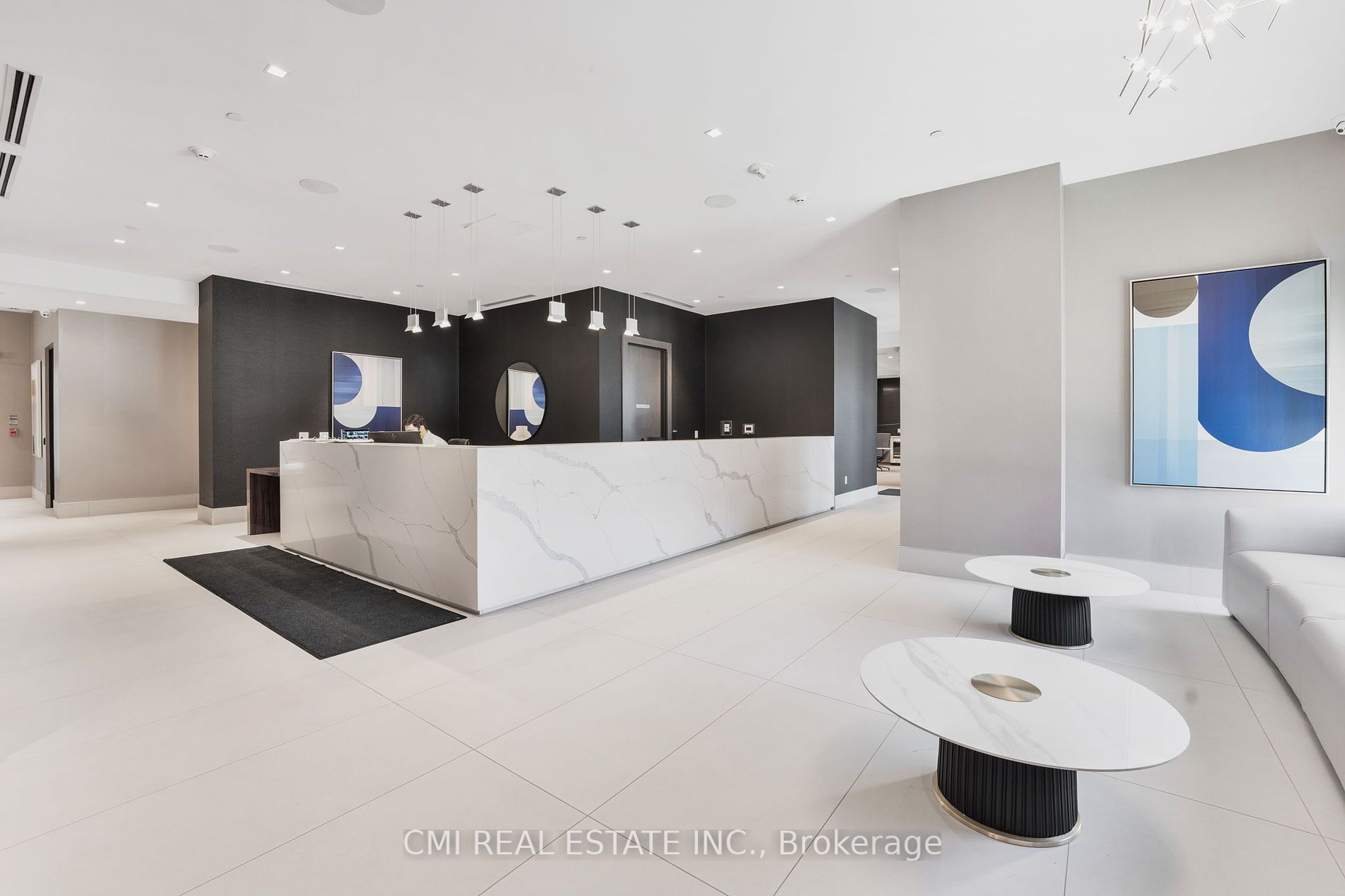 2550 Simcoe St N, #2518