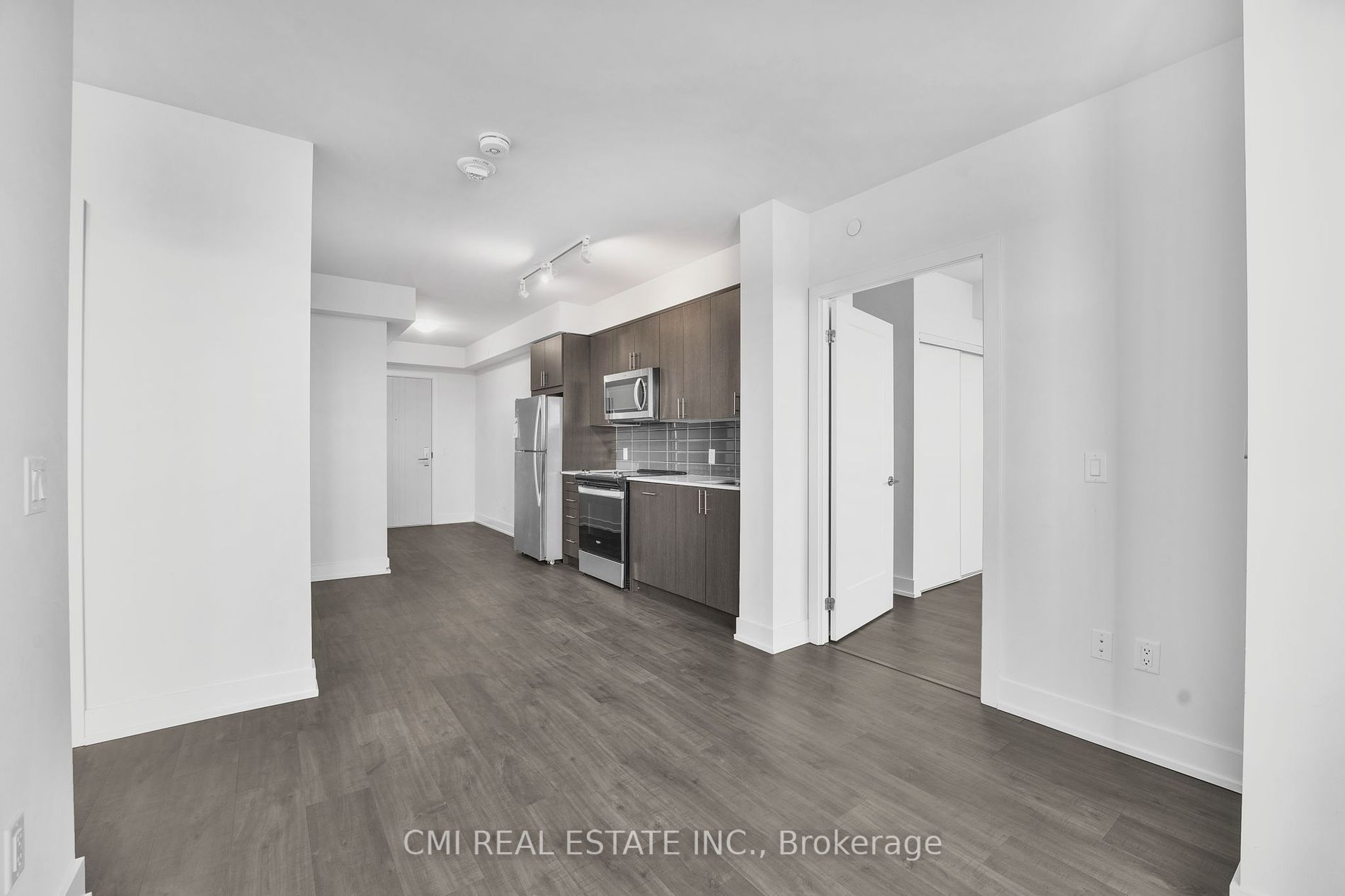 2550 Simcoe St N, #2518