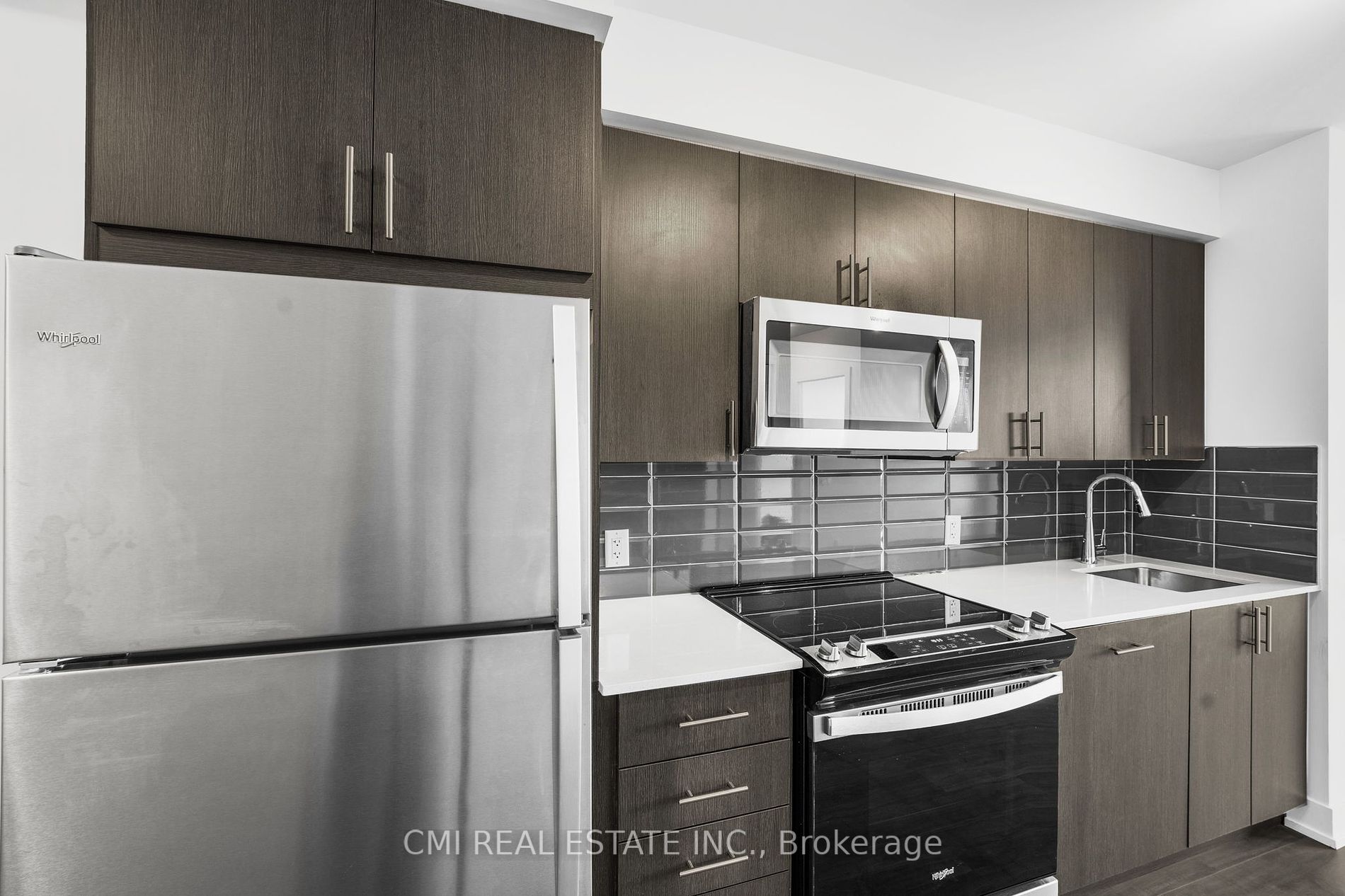 2550 Simcoe St N, #2518