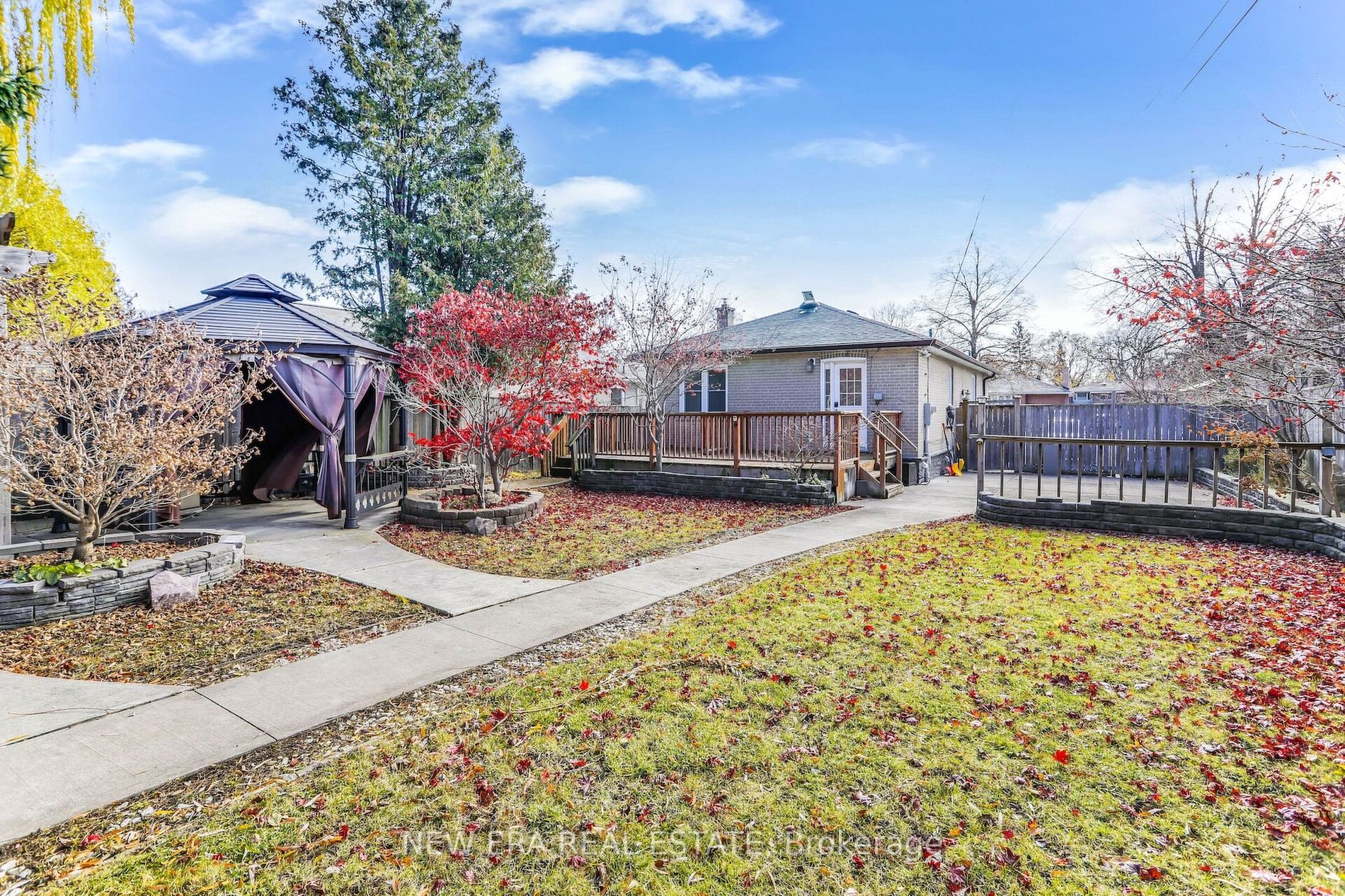 153 Toynbee Trail