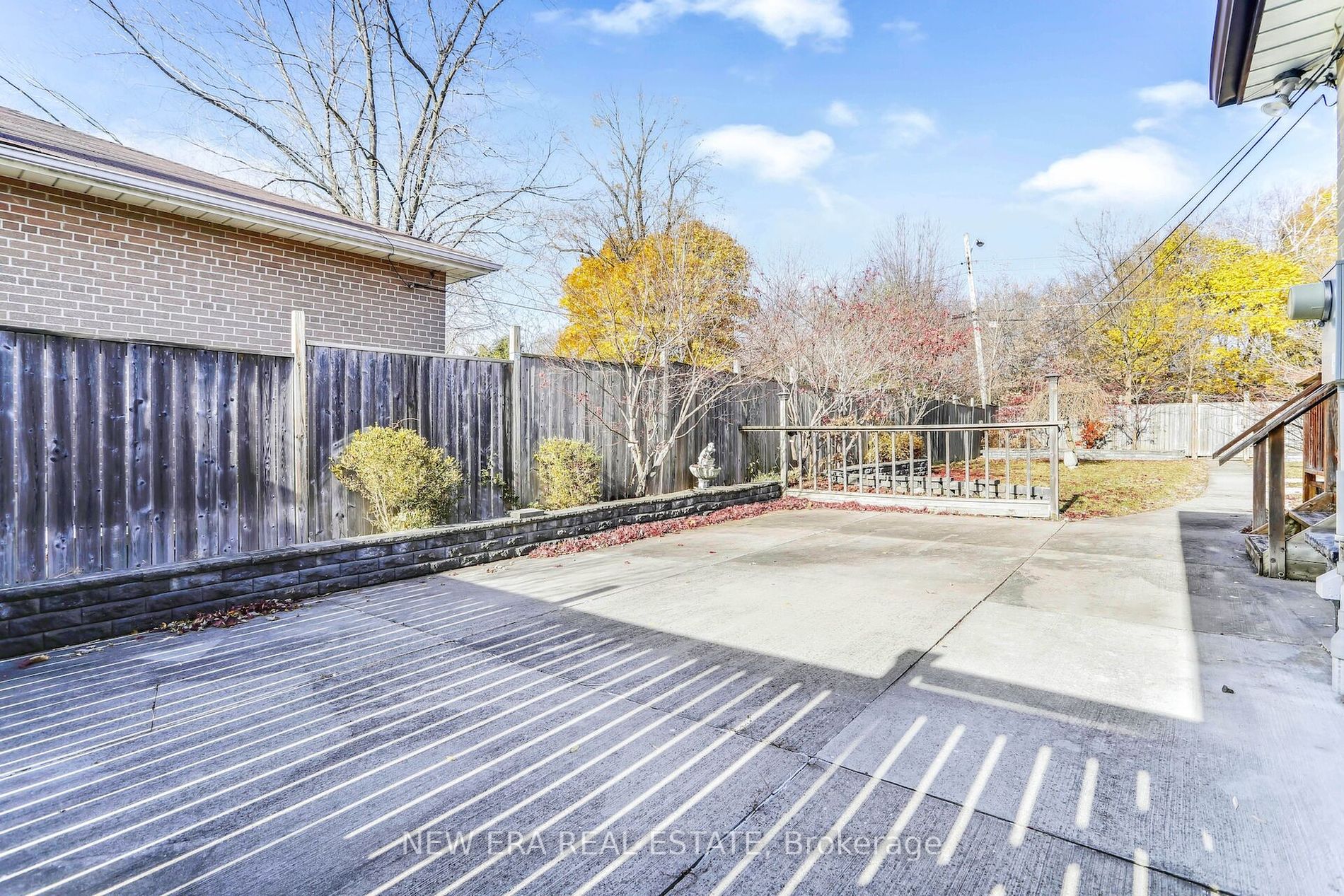 153 Toynbee Trail