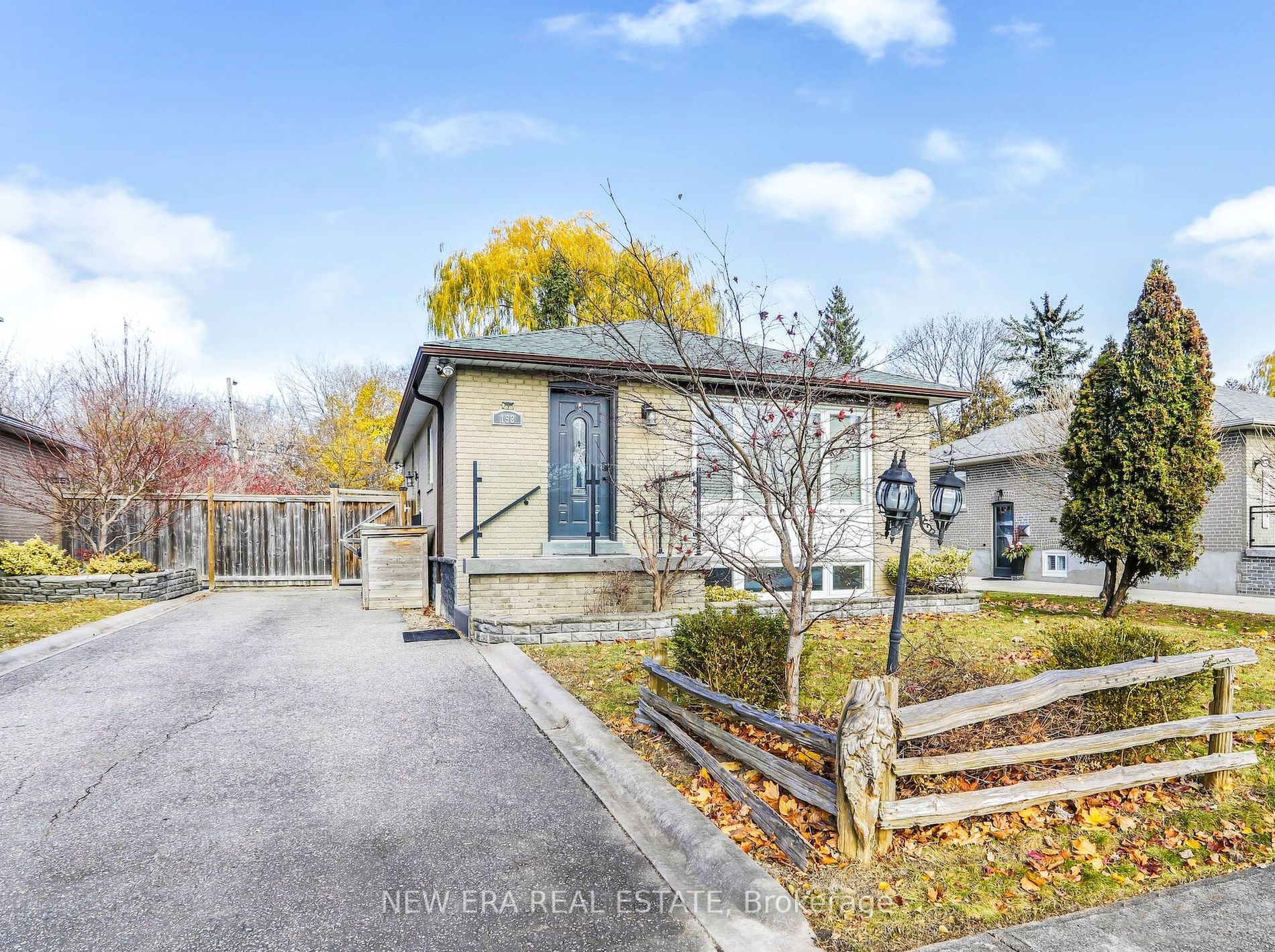 153 Toynbee Trail