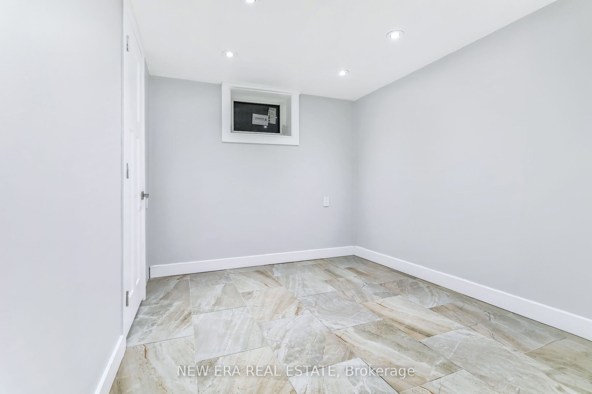 153 Toynbee Trail