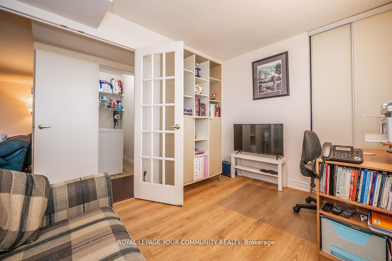 1665 Victoria Park Ave, #1106