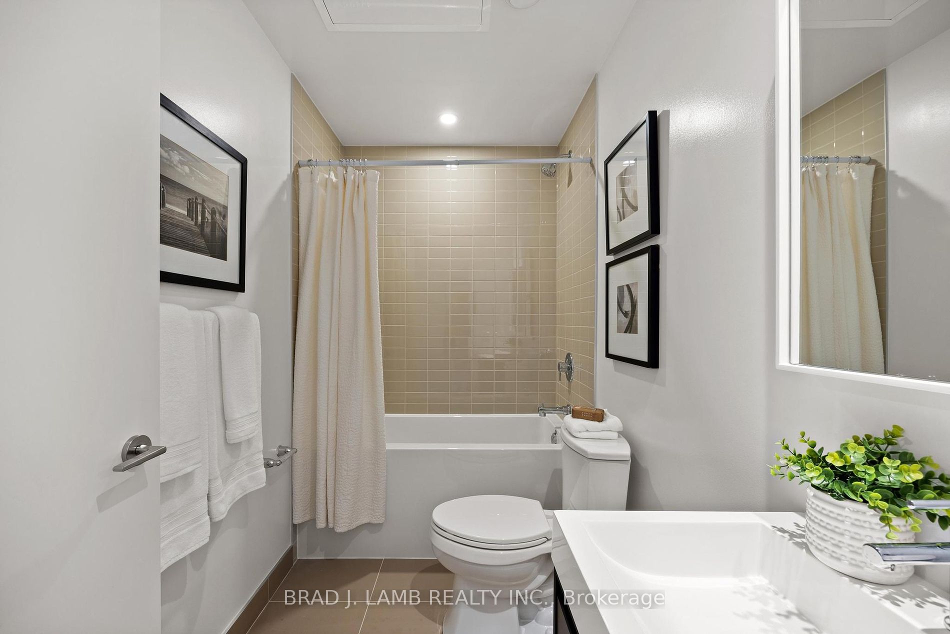 150 Logan Ave, #638