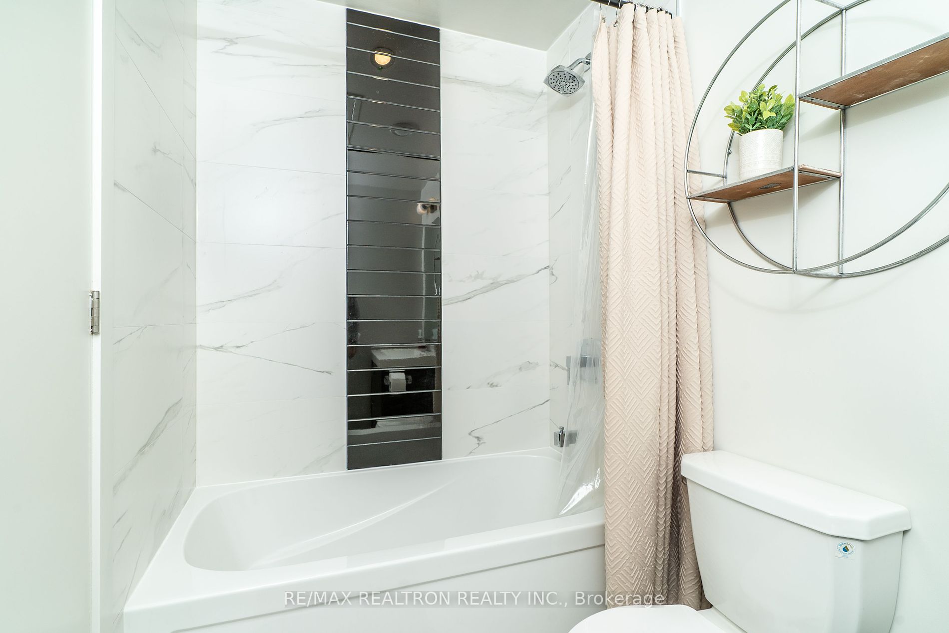 90 Glen Everest Road #309