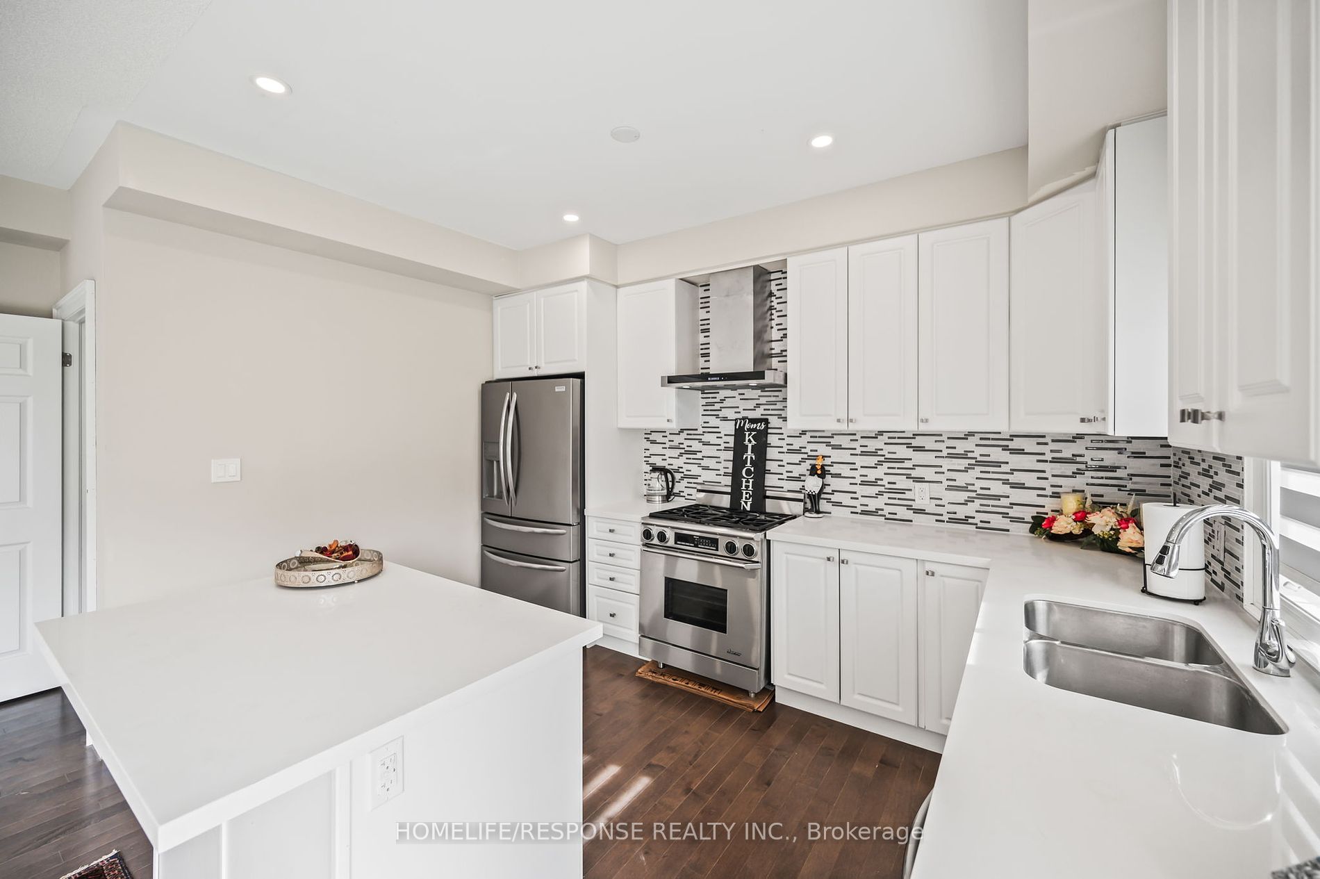161 Douglas Kemp Crescent