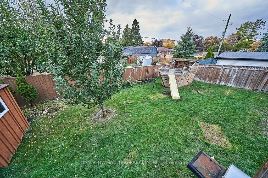 714 Pickering Beach Road