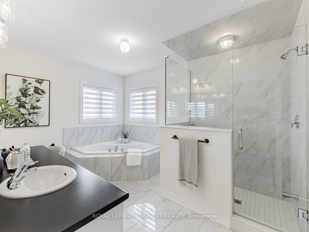 92 Forestlane Way