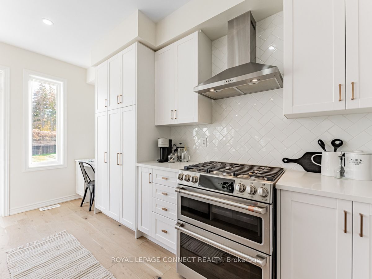 92 Forestlane Way