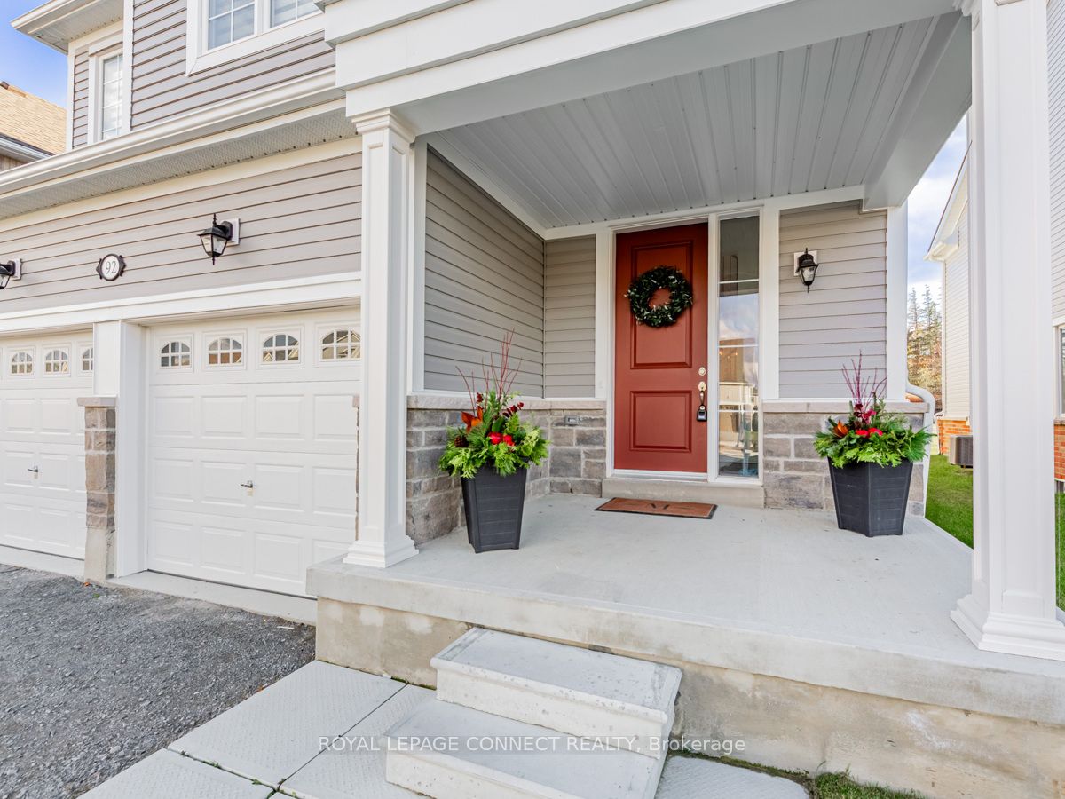 92 Forestlane Way
