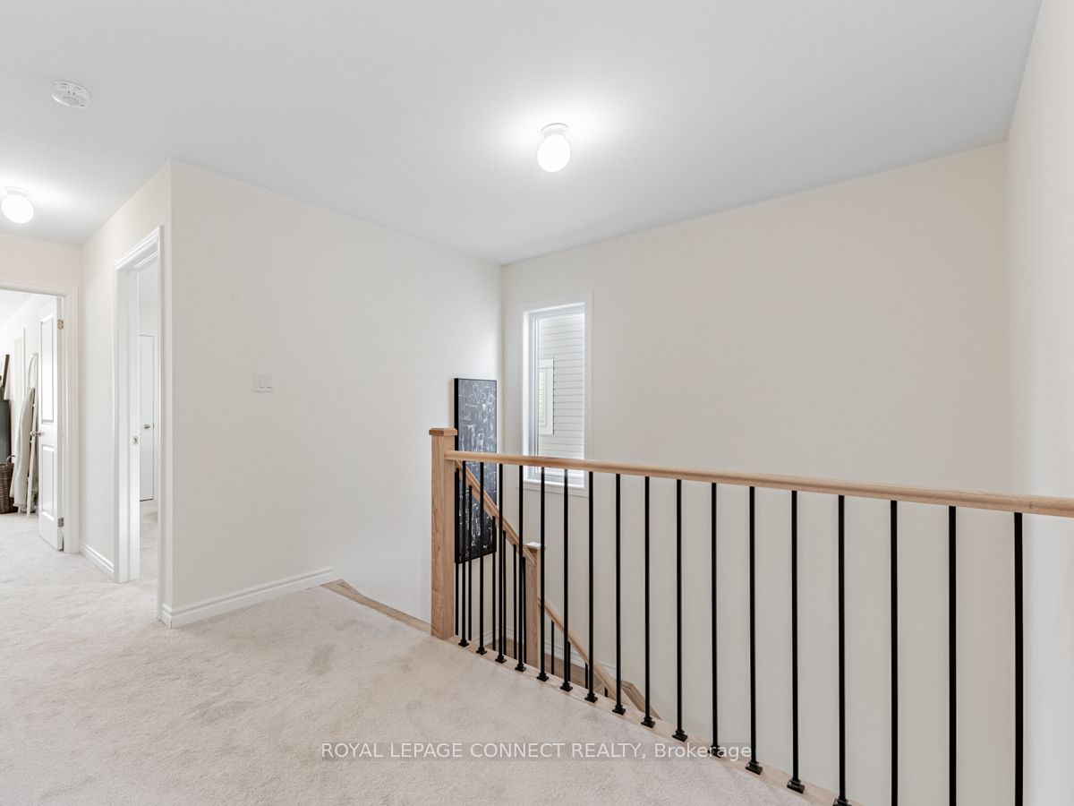 92 Forestlane Way
