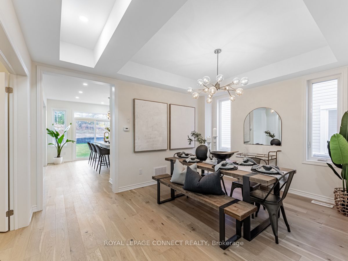 92 Forestlane Way