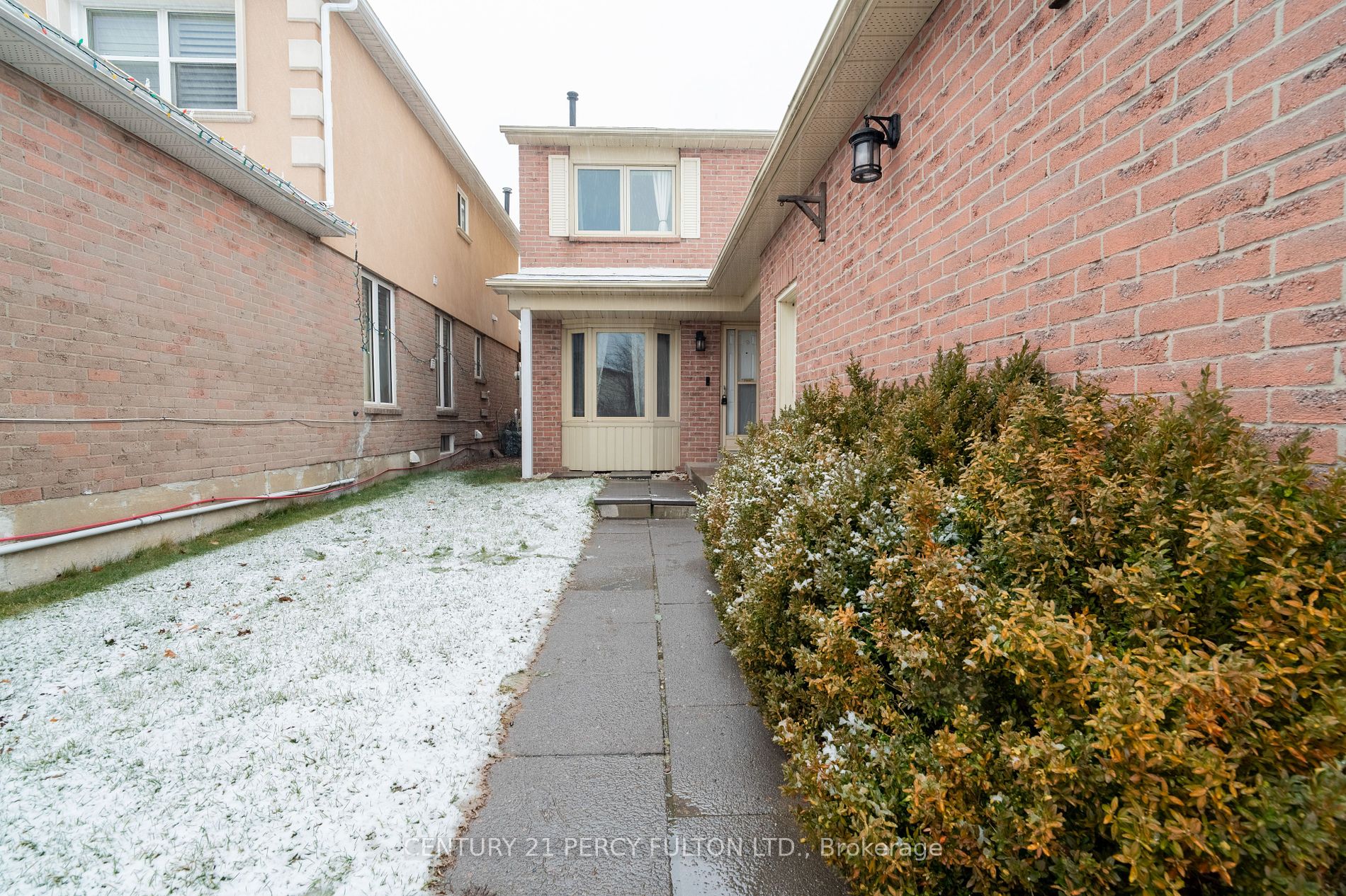 14 Barnes Dr