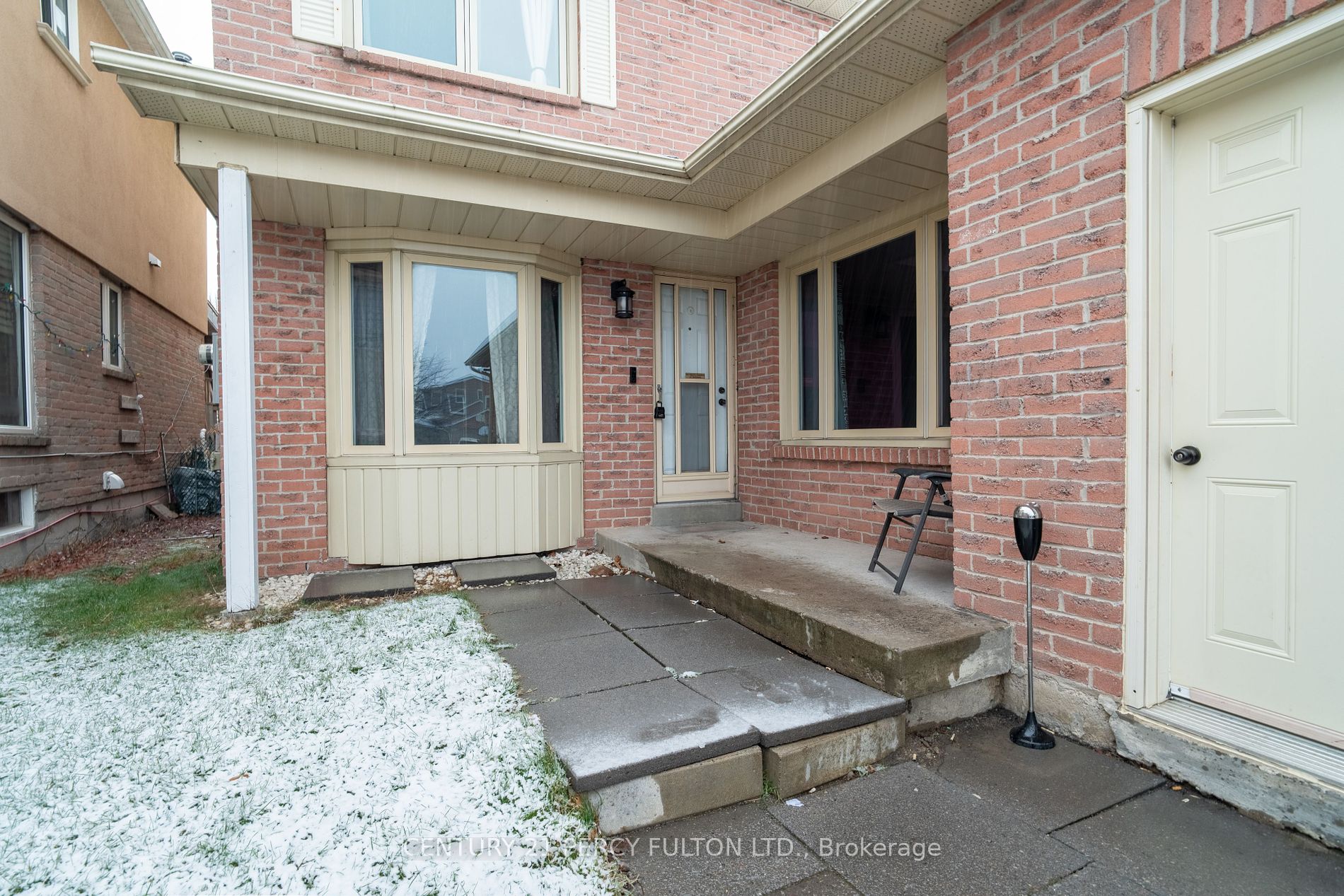 14 Barnes Dr