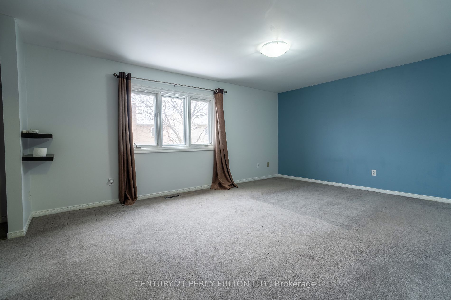 14 Barnes Dr