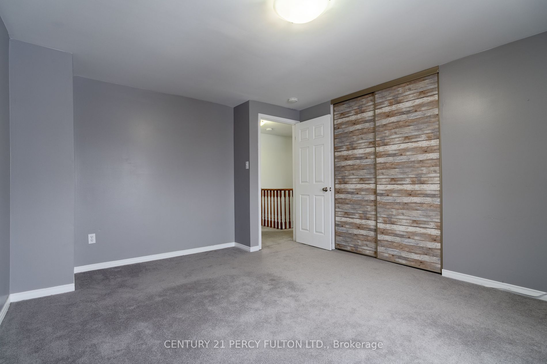 14 Barnes Dr