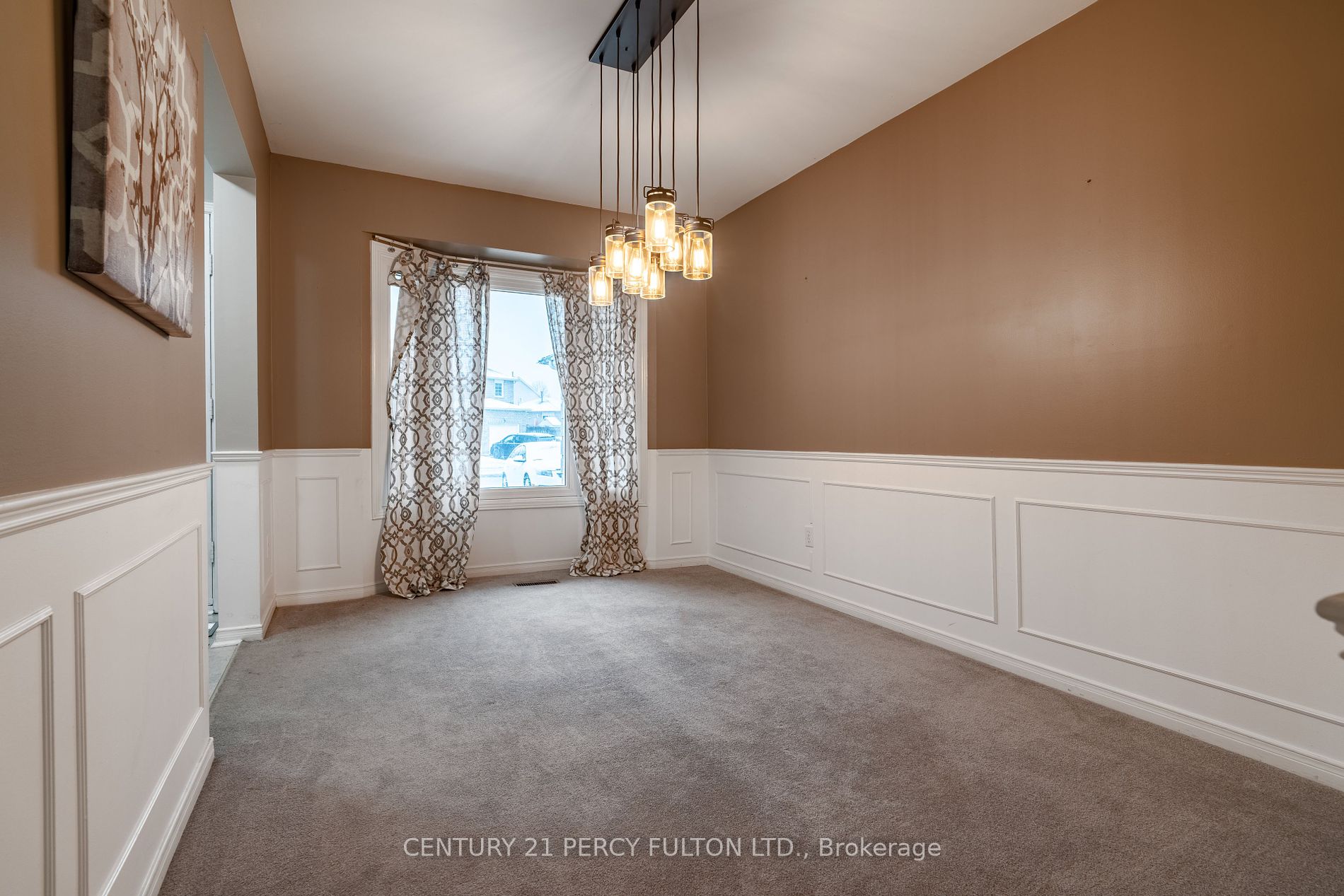 14 Barnes Dr