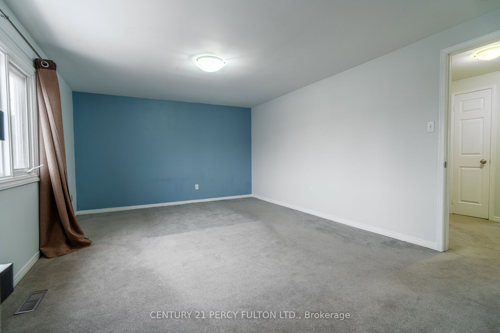 14 Barnes Dr