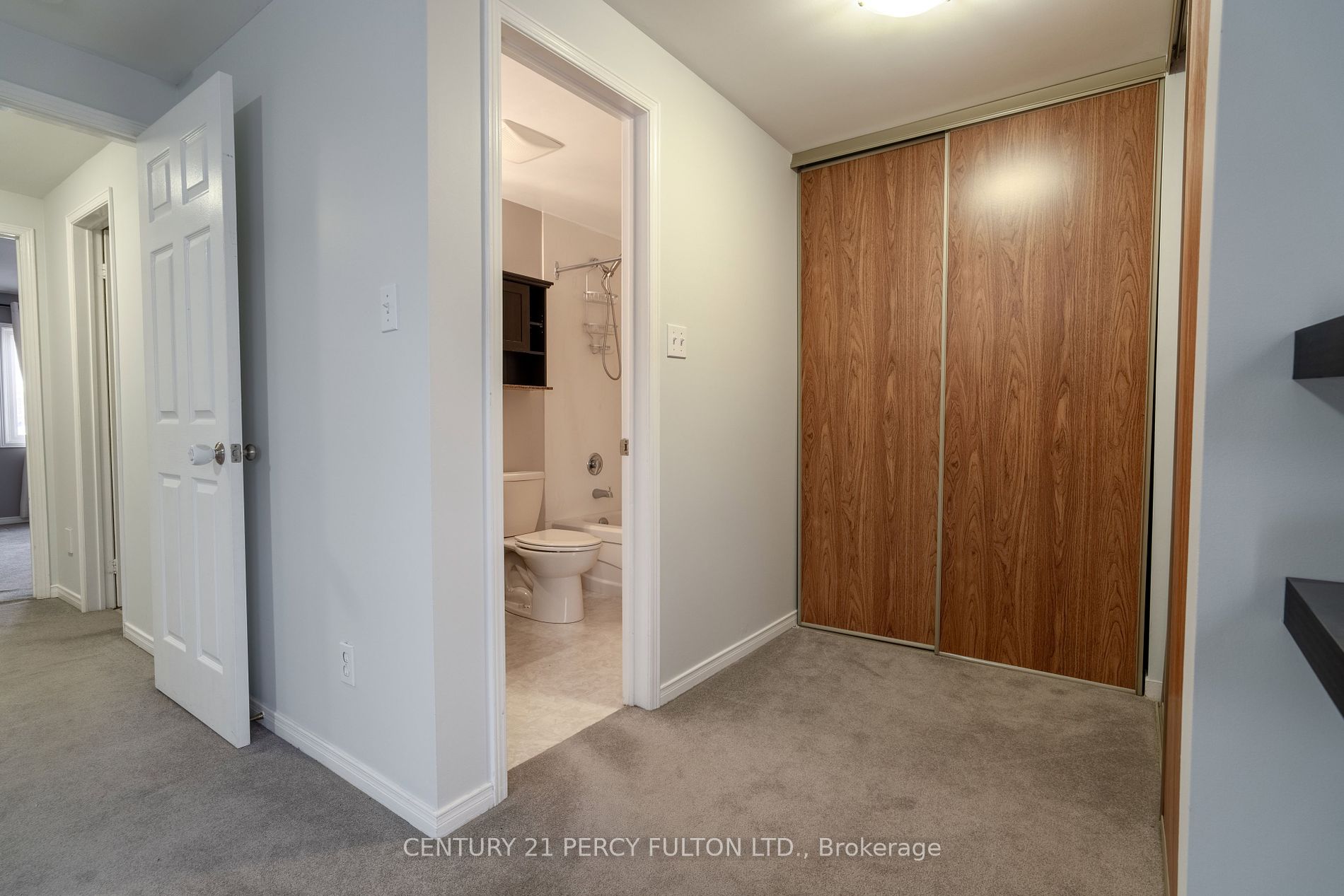14 Barnes Dr