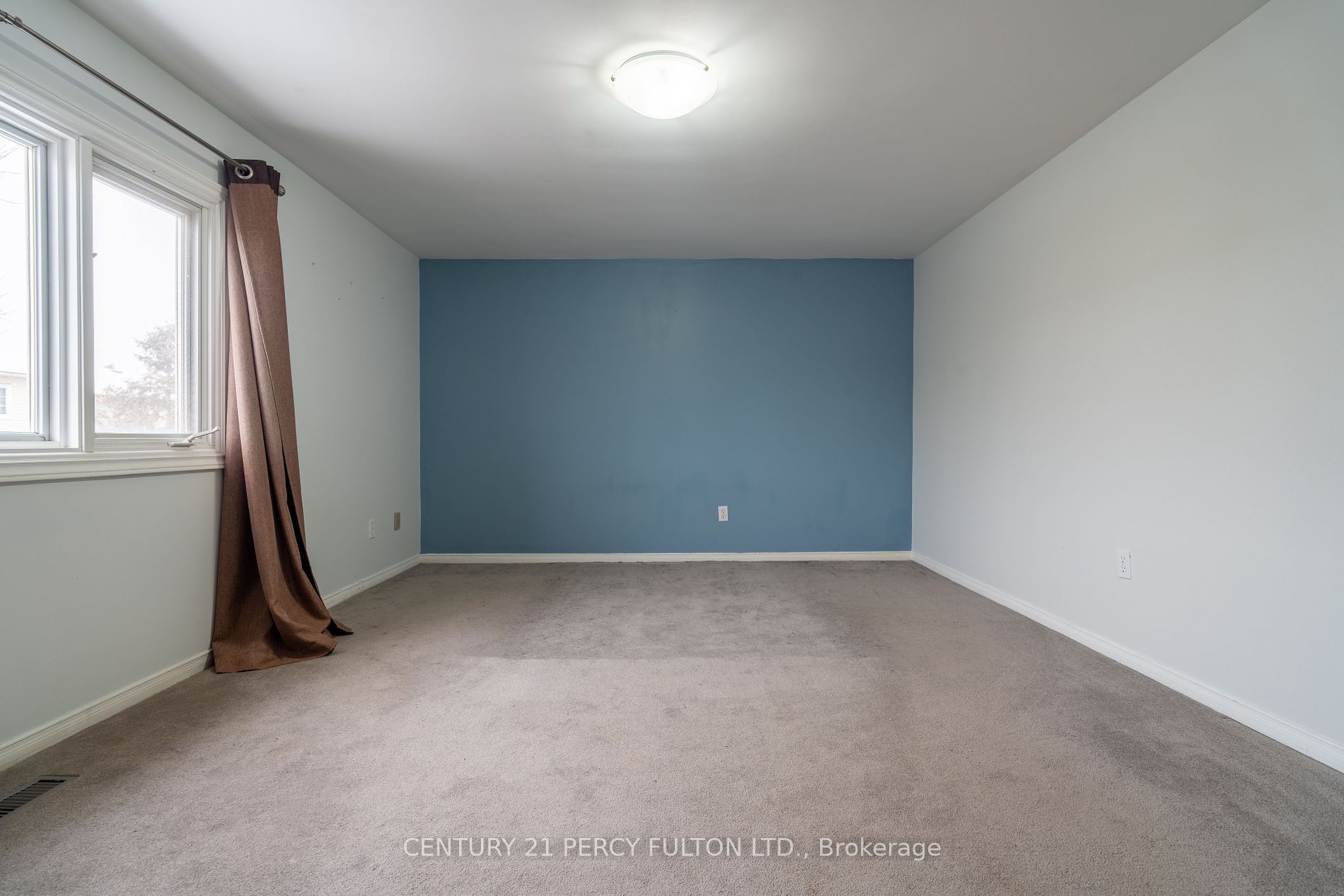 14 Barnes Dr