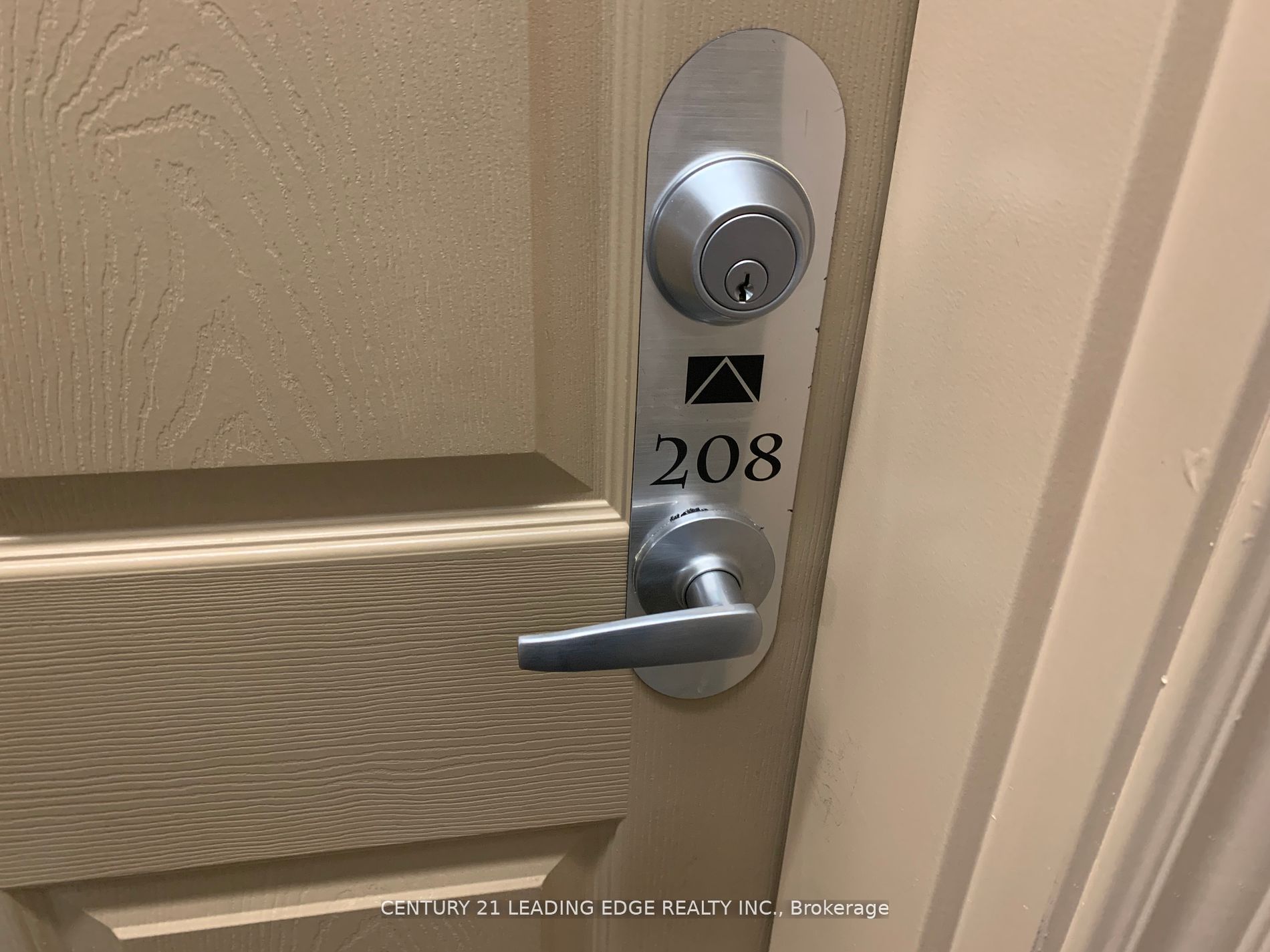 61 Clarington Boulevard, #208