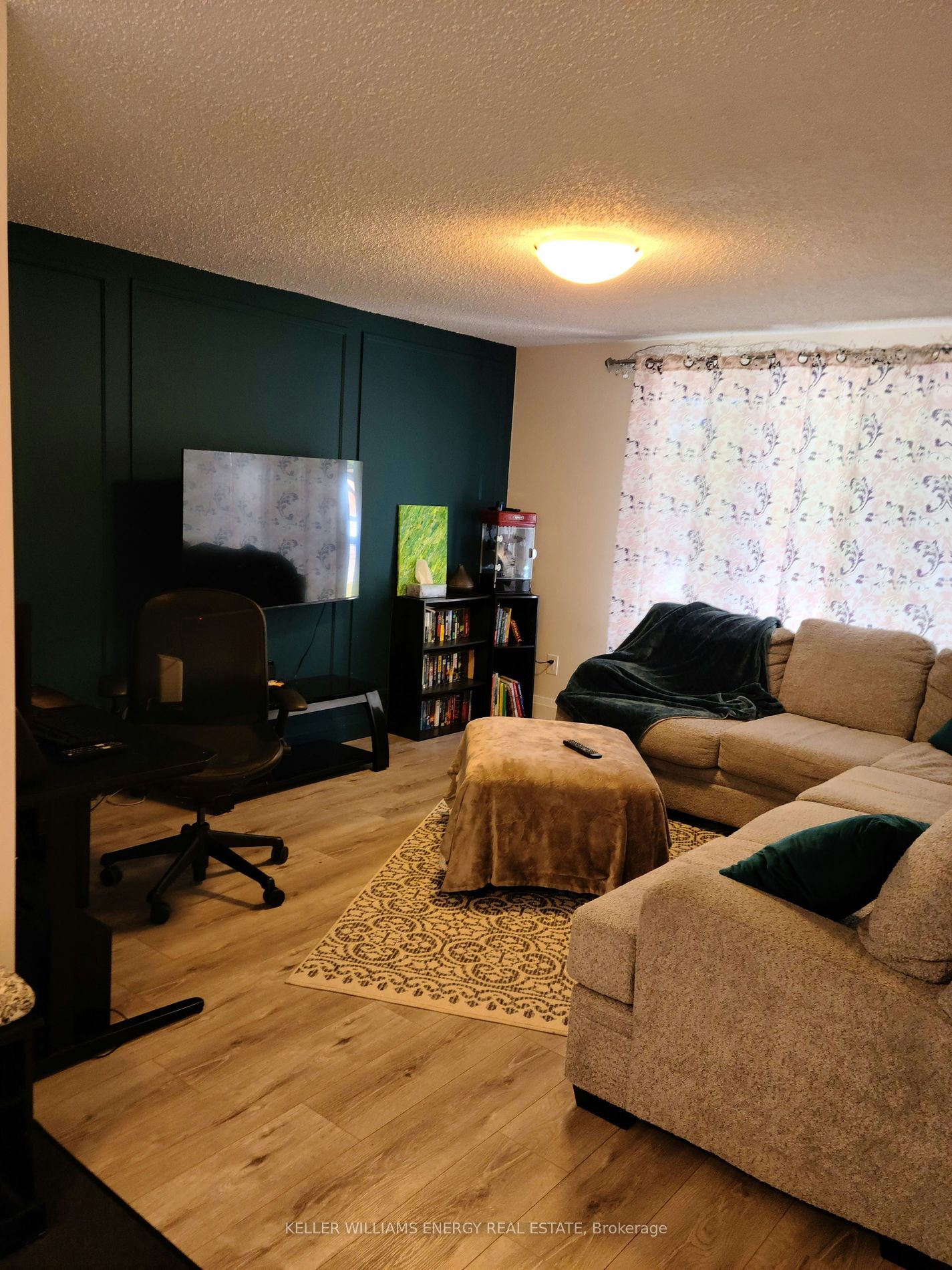 1217 Norman Crt