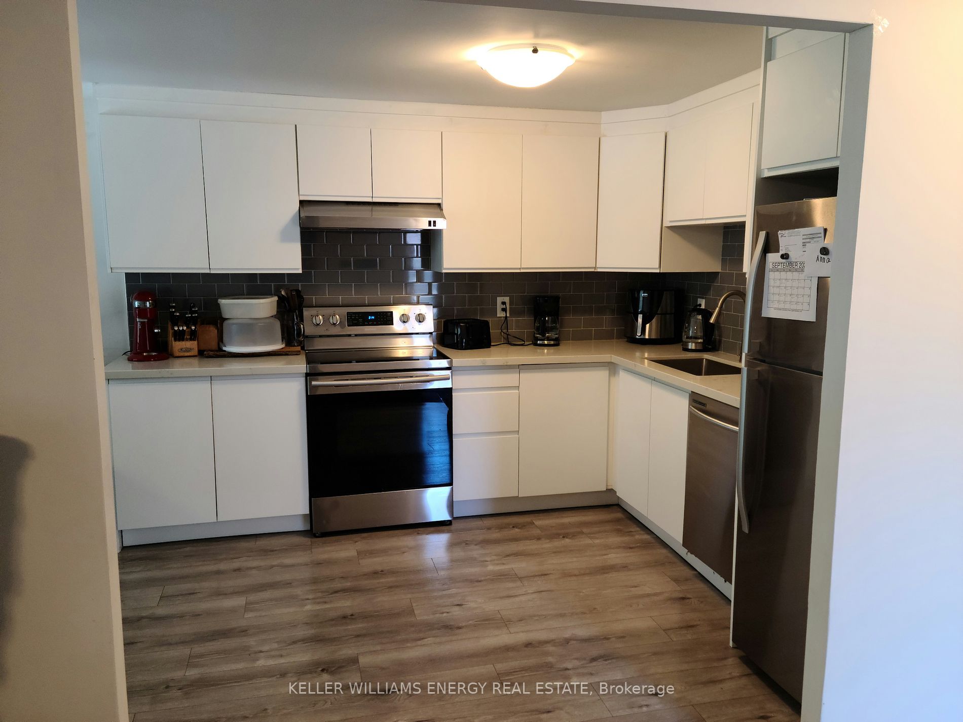 1217 Norman Crt