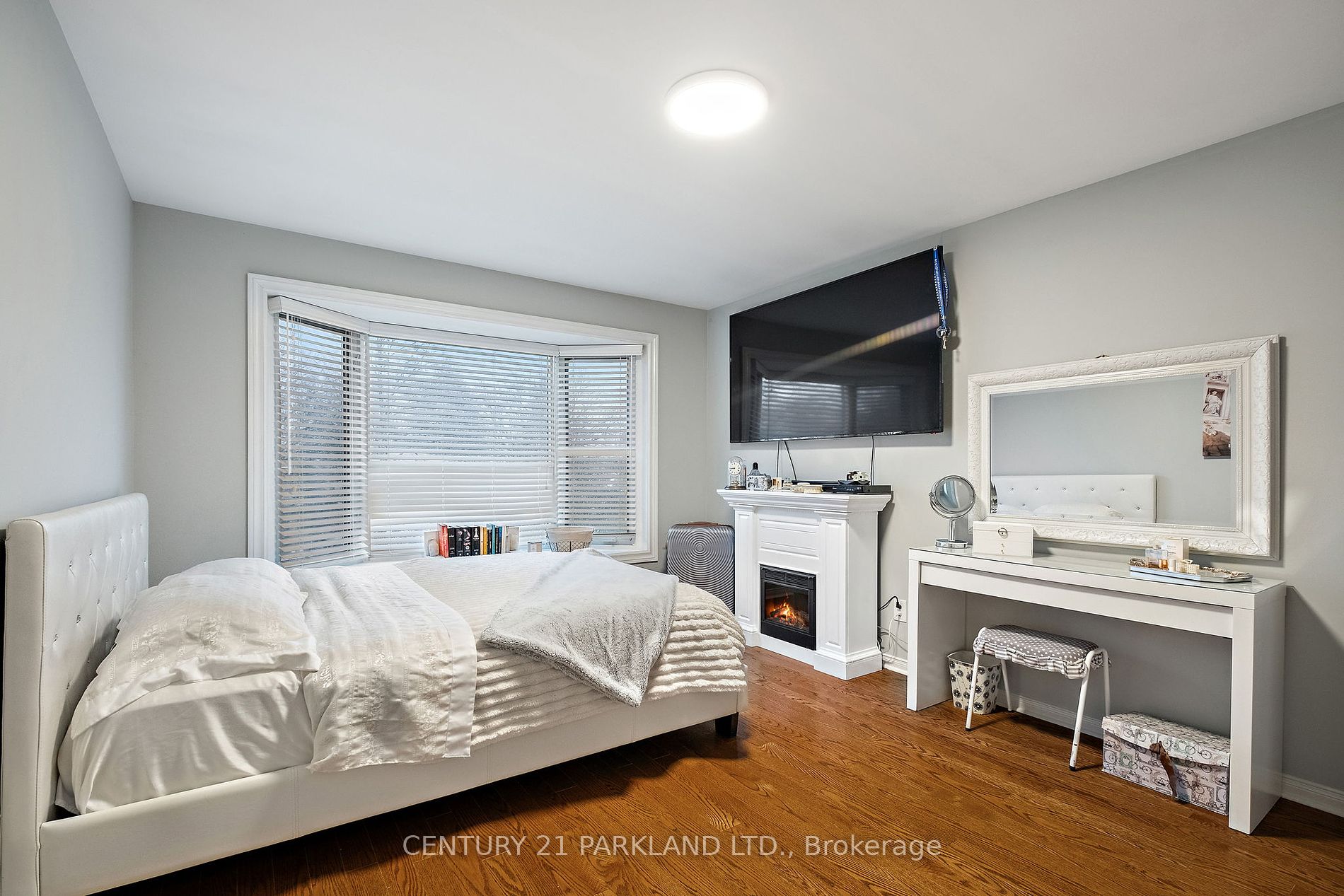 87 Bonacres Ave