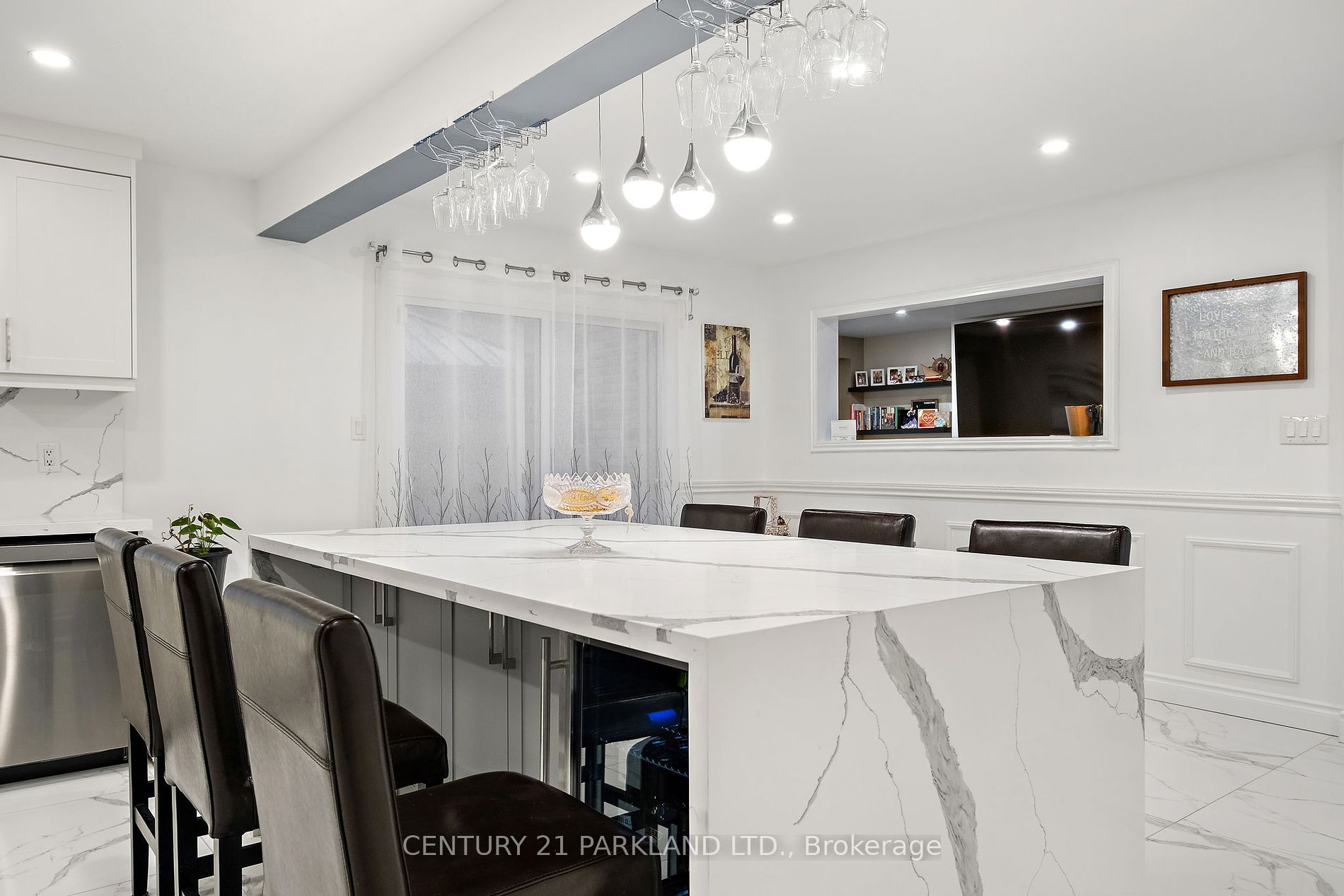 87 Bonacres Ave