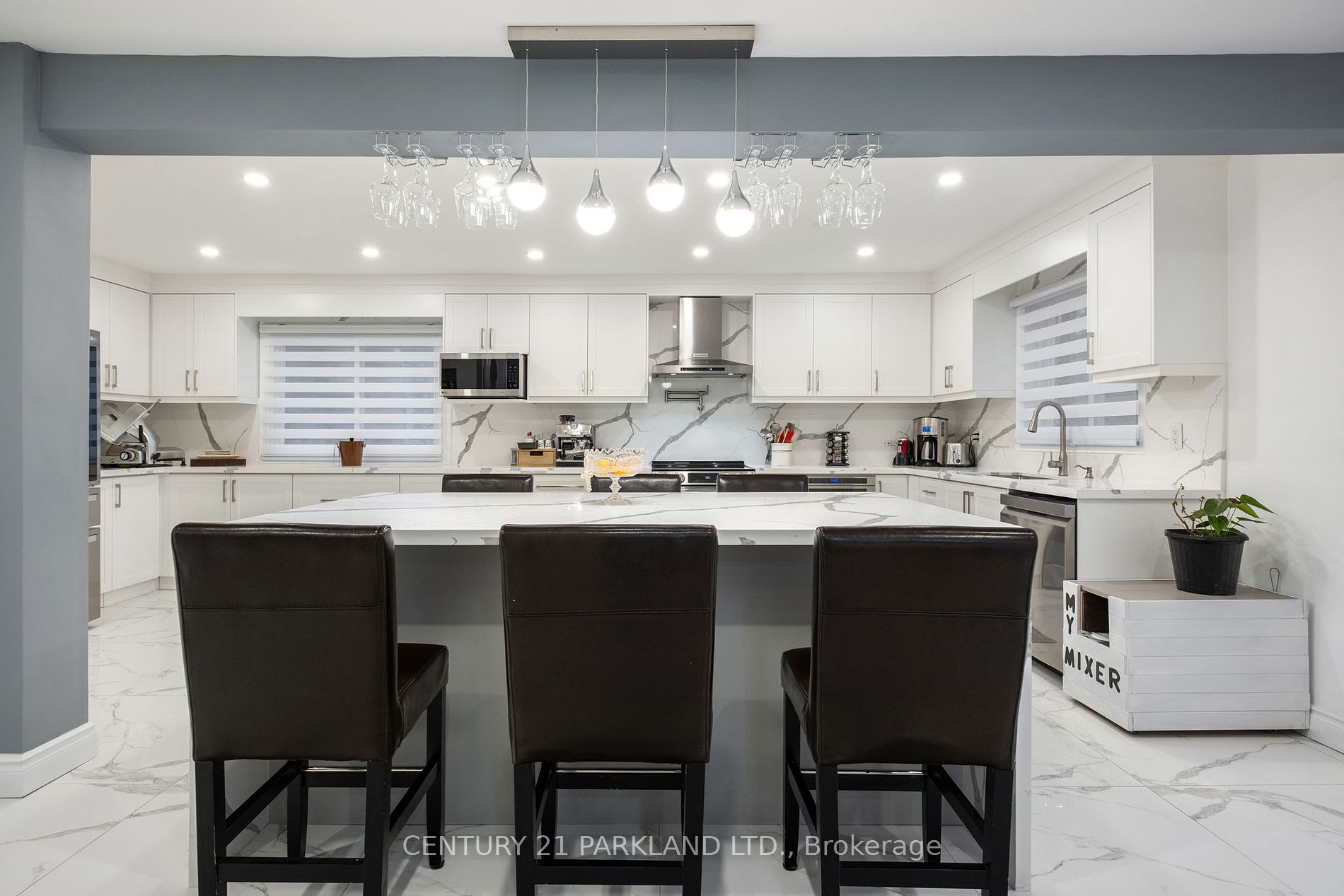 87 Bonacres Ave