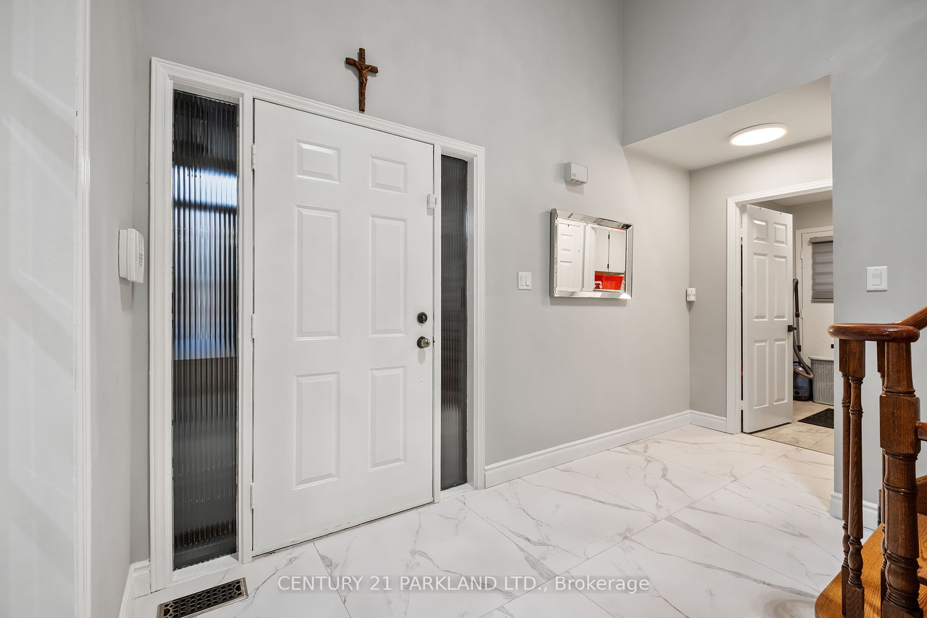 87 Bonacres Ave