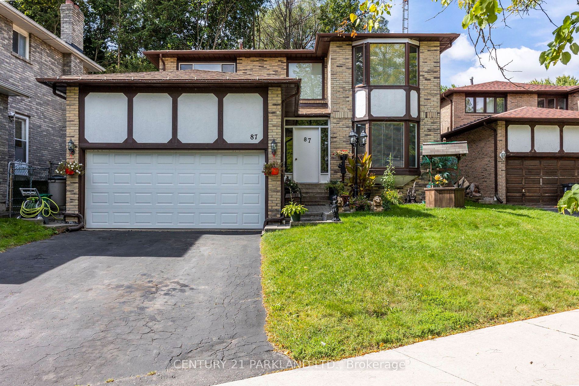 87 Bonacres Ave
